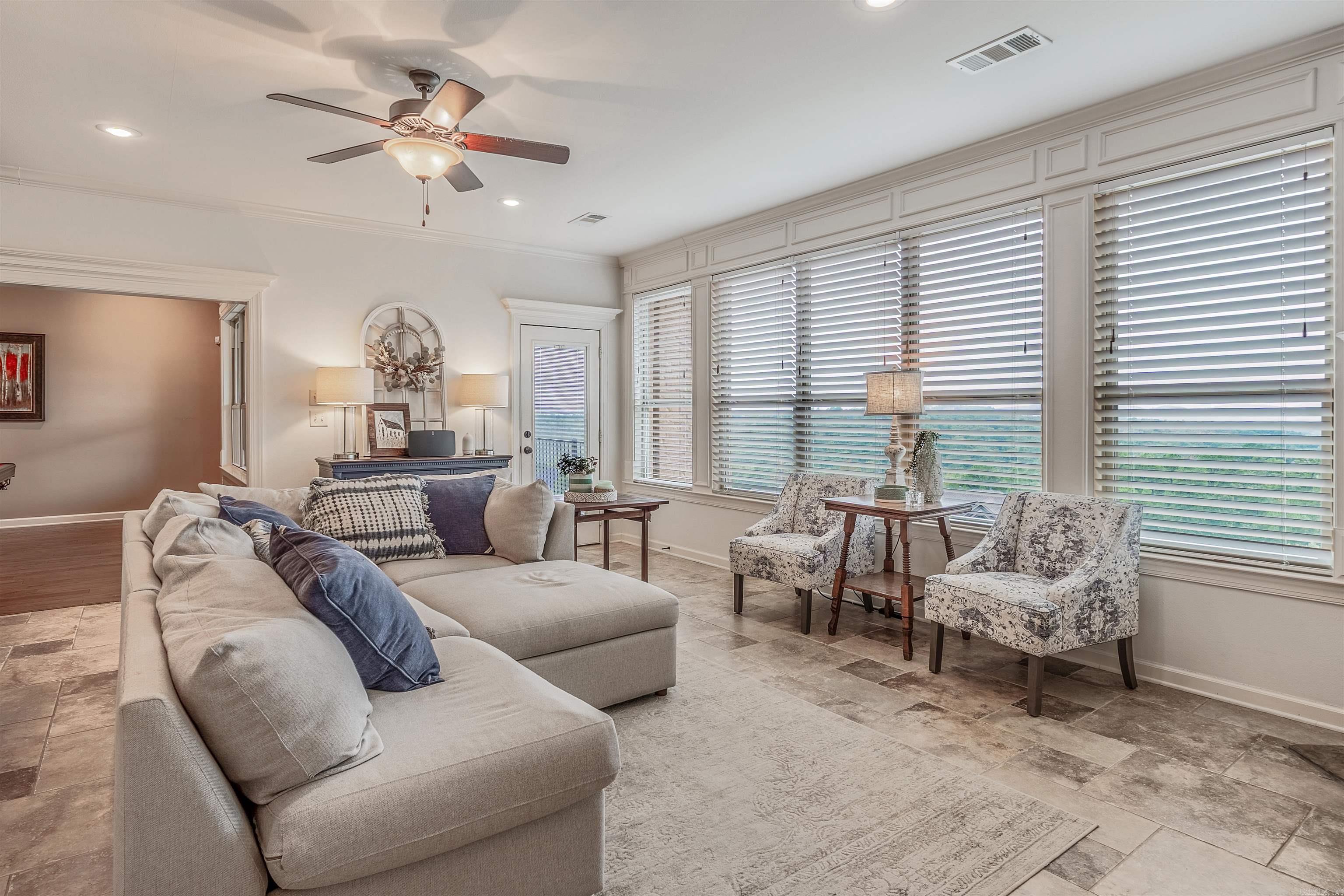 190 Majestic Circle Maumelle, AR 72113-6276