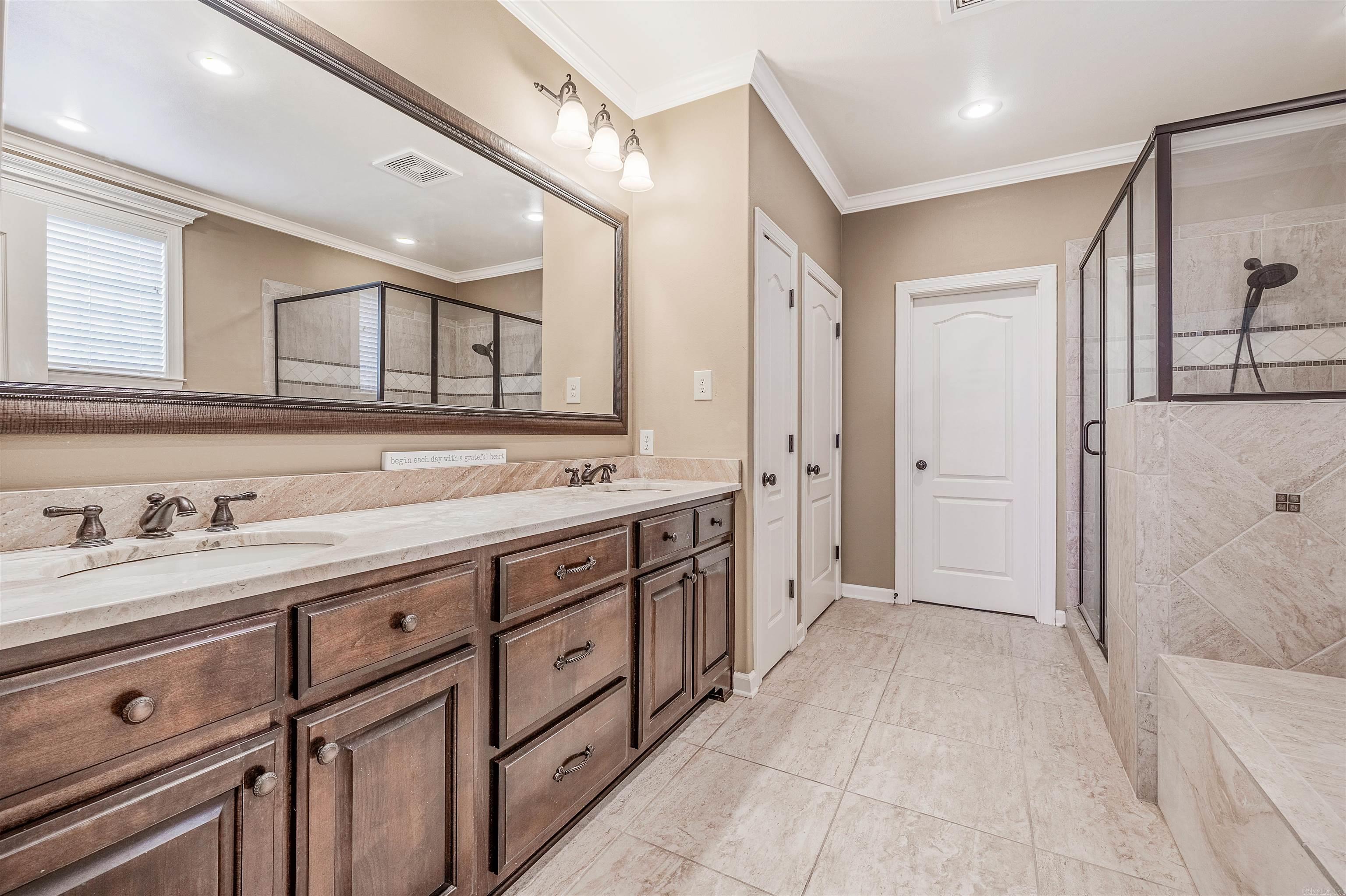 190 Majestic Circle Maumelle, AR 72113-6276