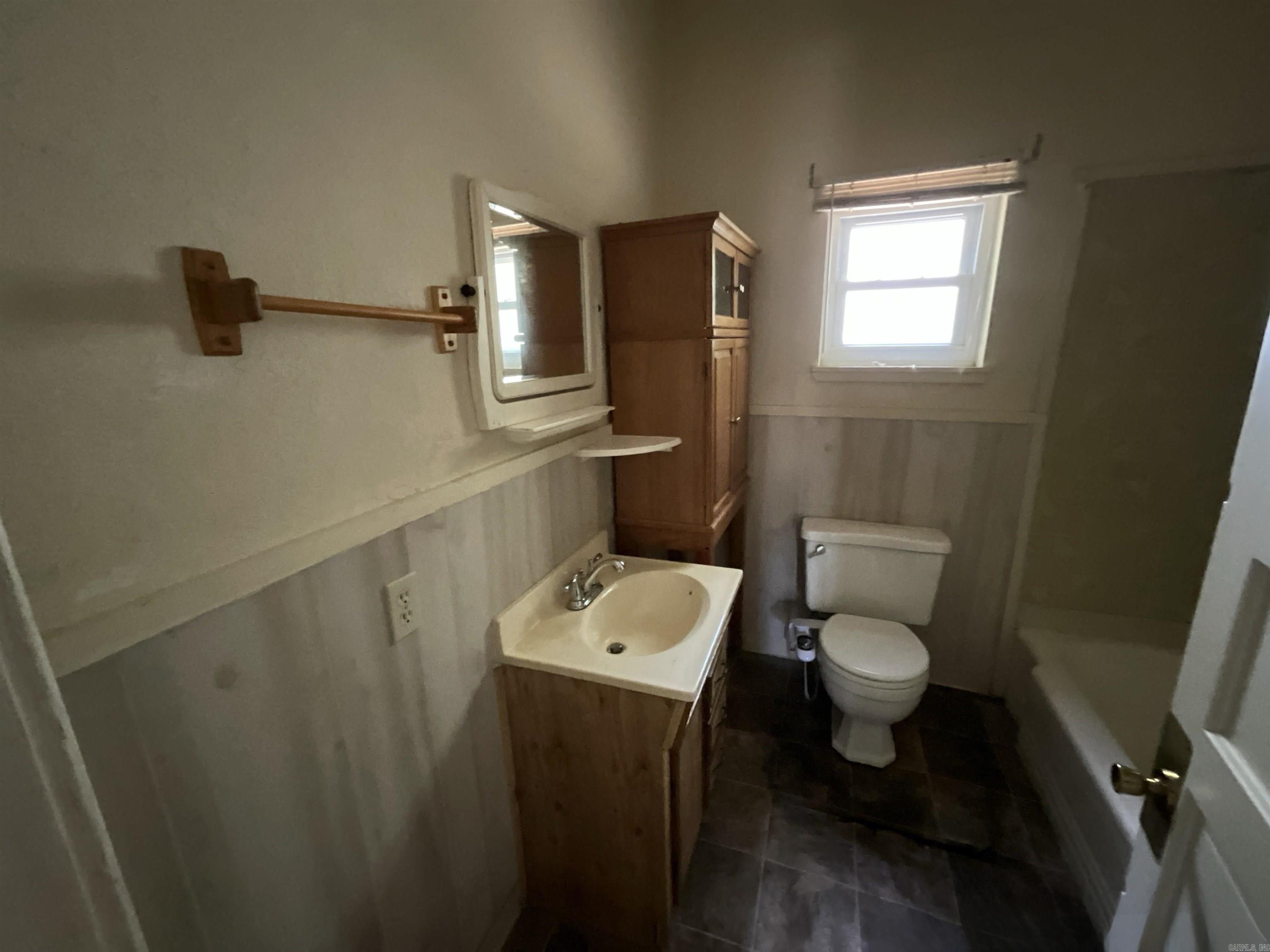 204 N Merrill New Boston, TX 75570