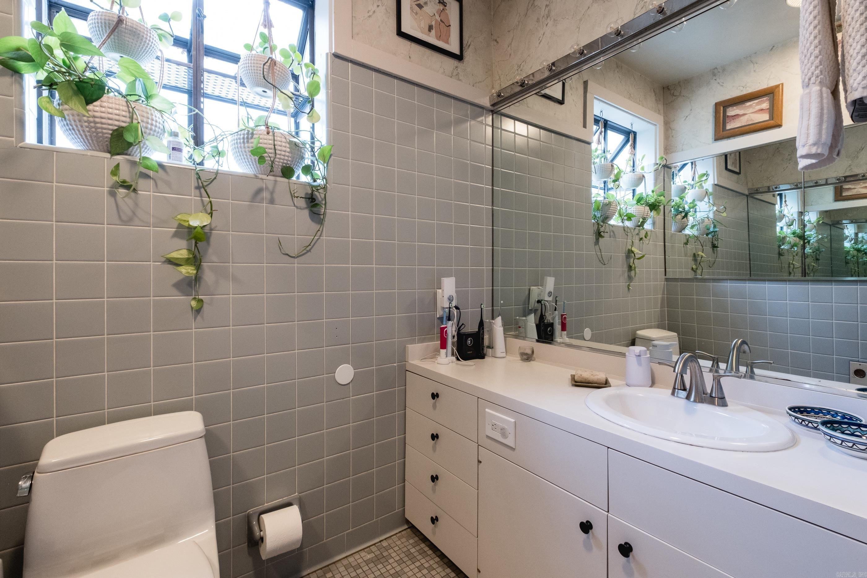 131 Fairview Road Little Rock, AR 72205