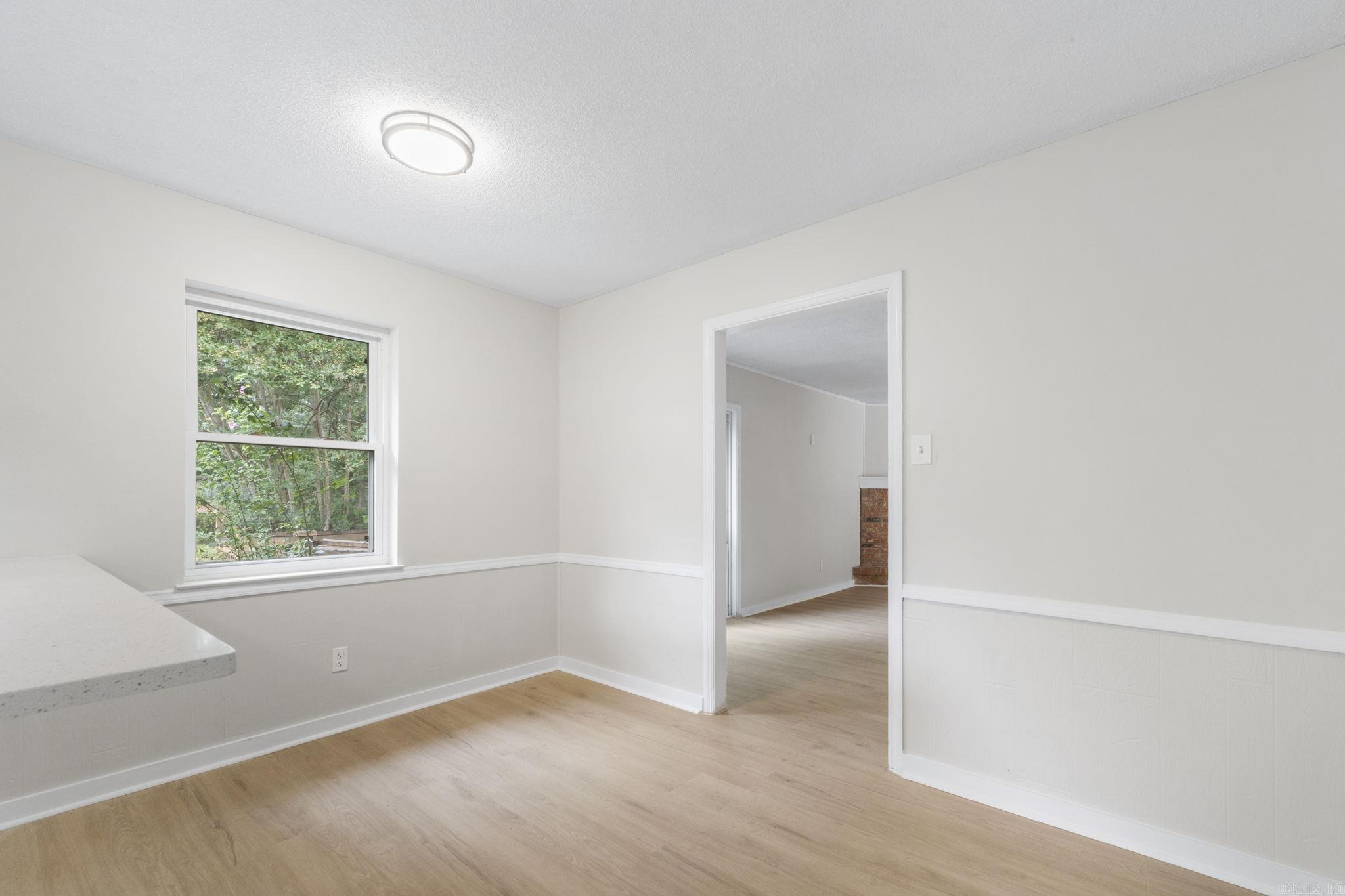 27 Single Oaks Drive Sherwood, AR 72120