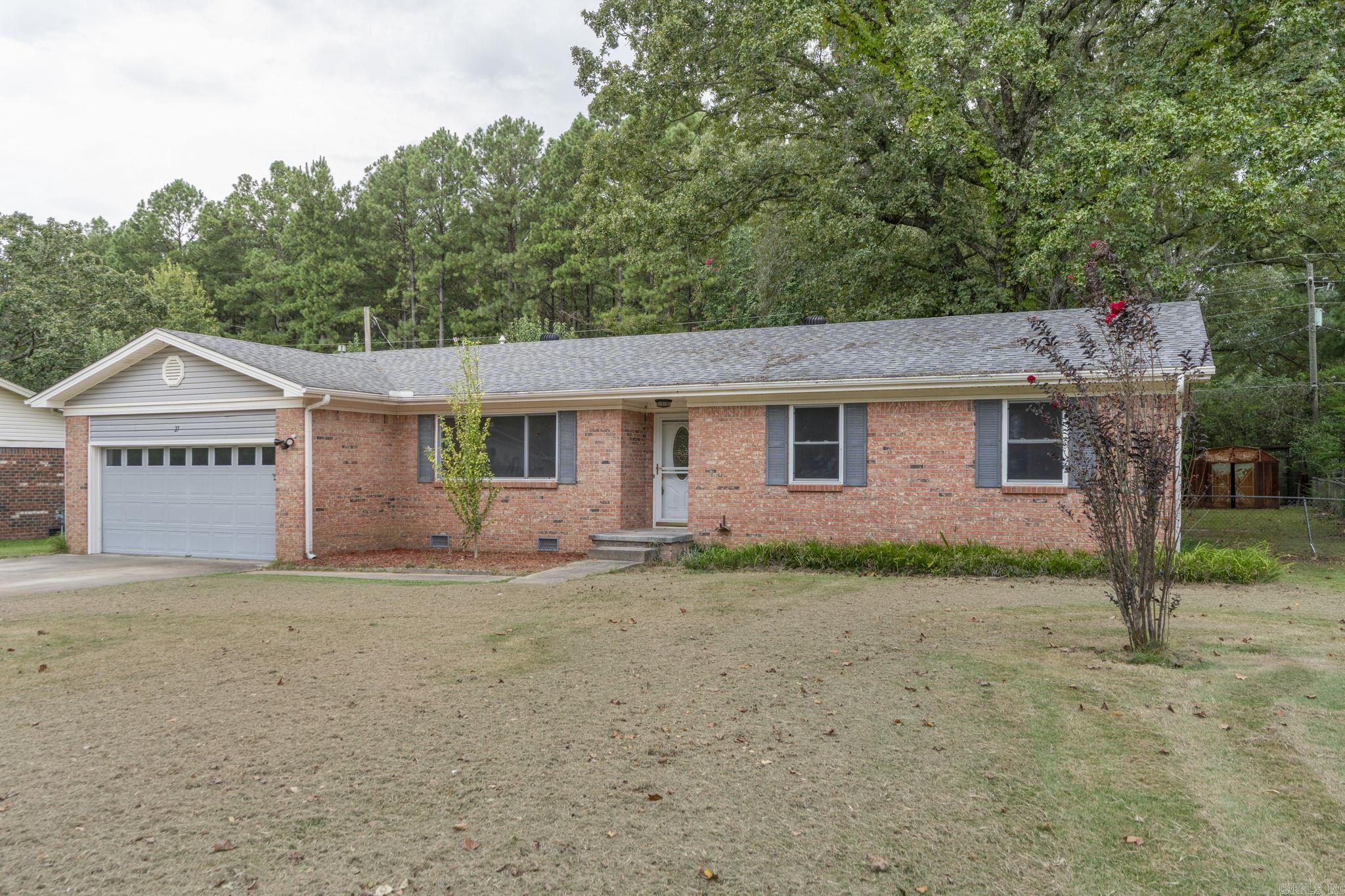 27 Single Oaks Drive Sherwood, AR 72120