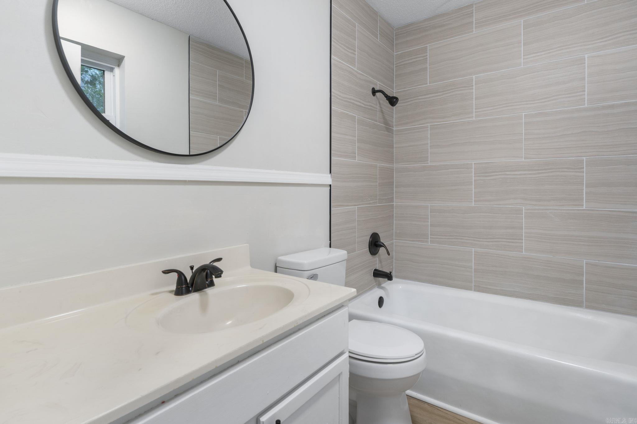 27 Single Oaks Drive Sherwood, AR 72120