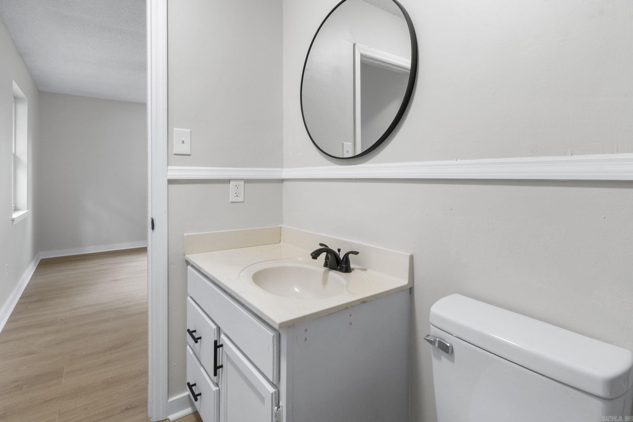 27 Single Oaks Drive Sherwood, AR 72120