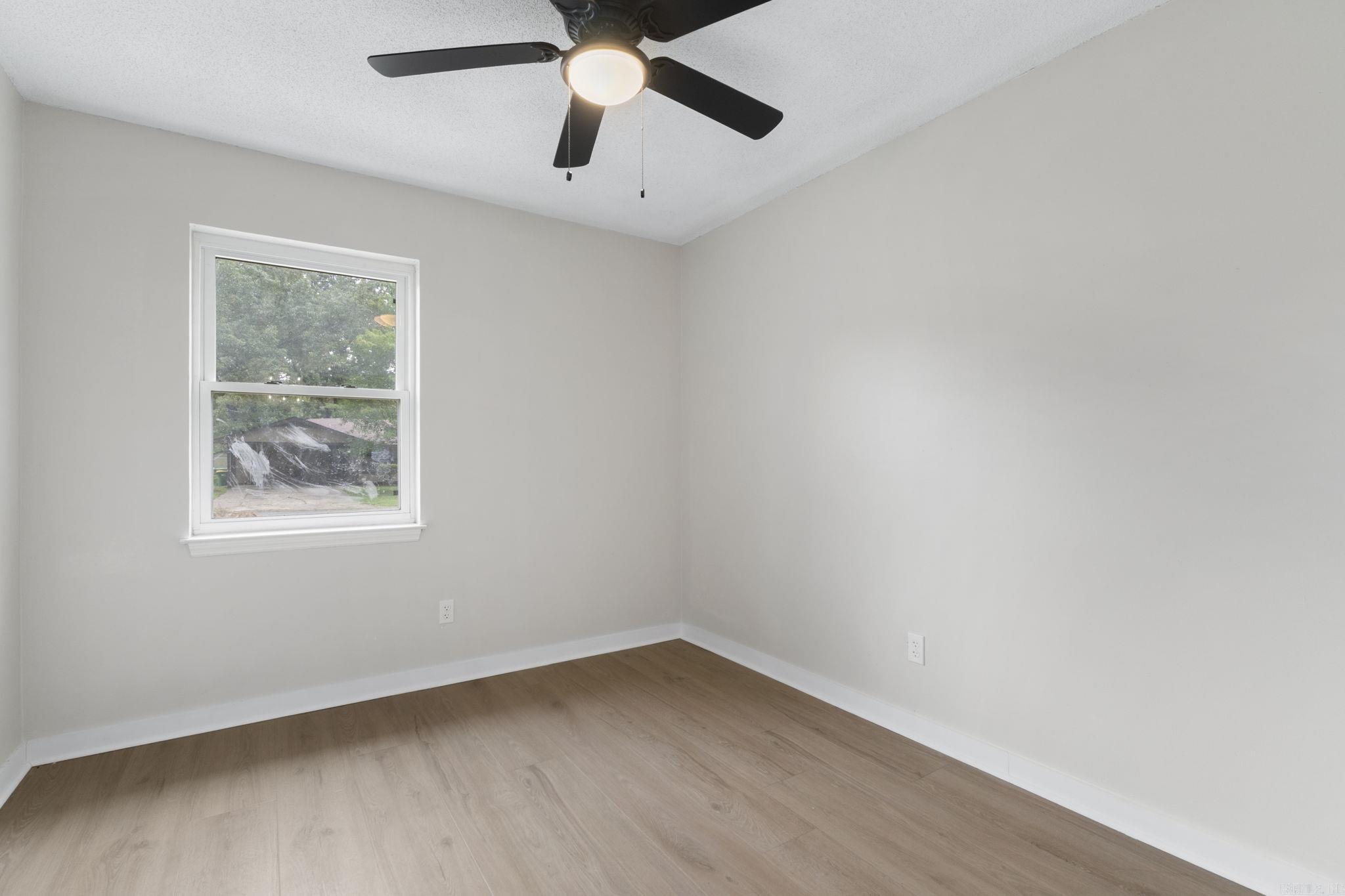 27 Single Oaks Drive Sherwood, AR 72120