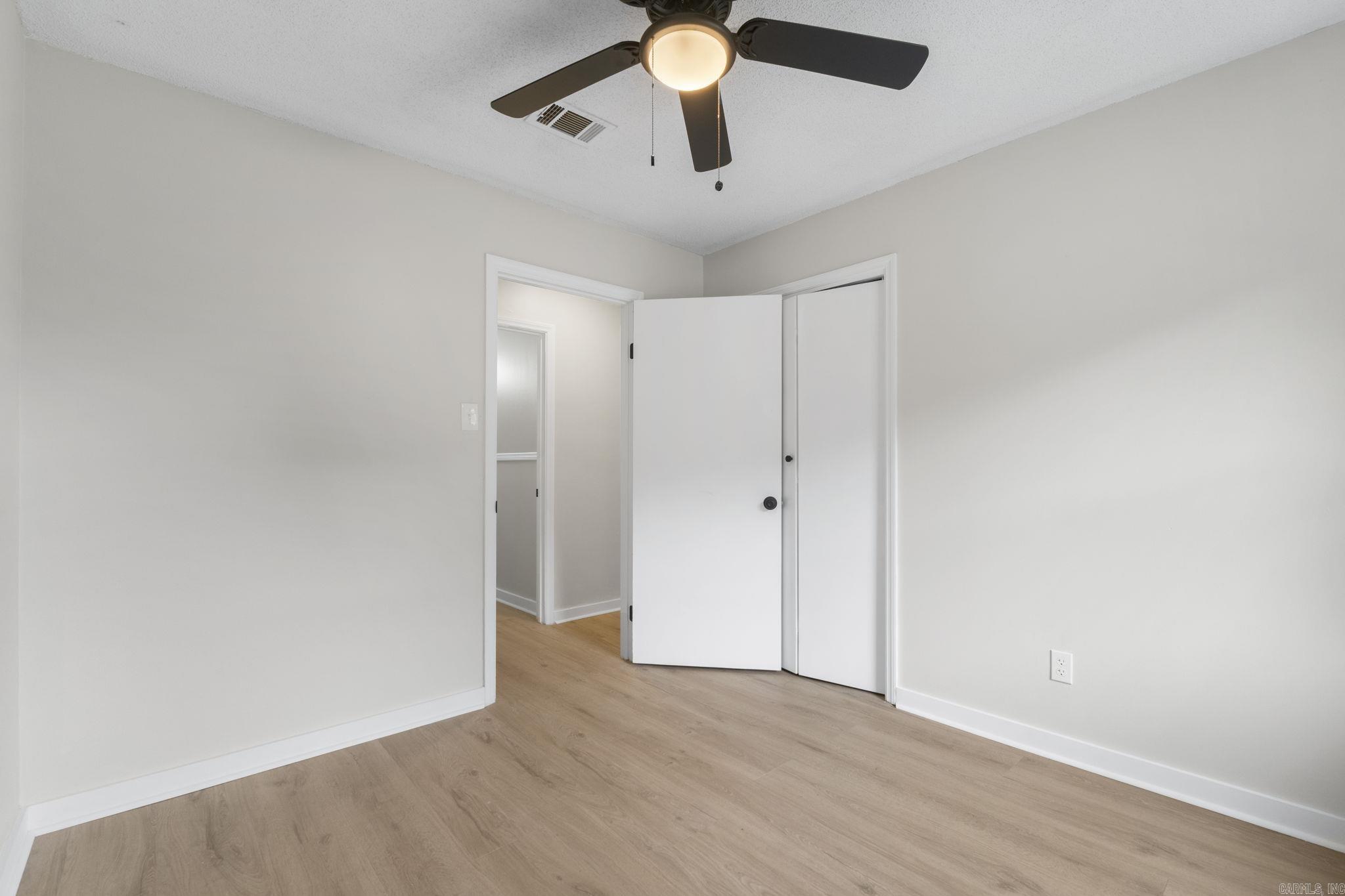 27 Single Oaks Drive Sherwood, AR 72120