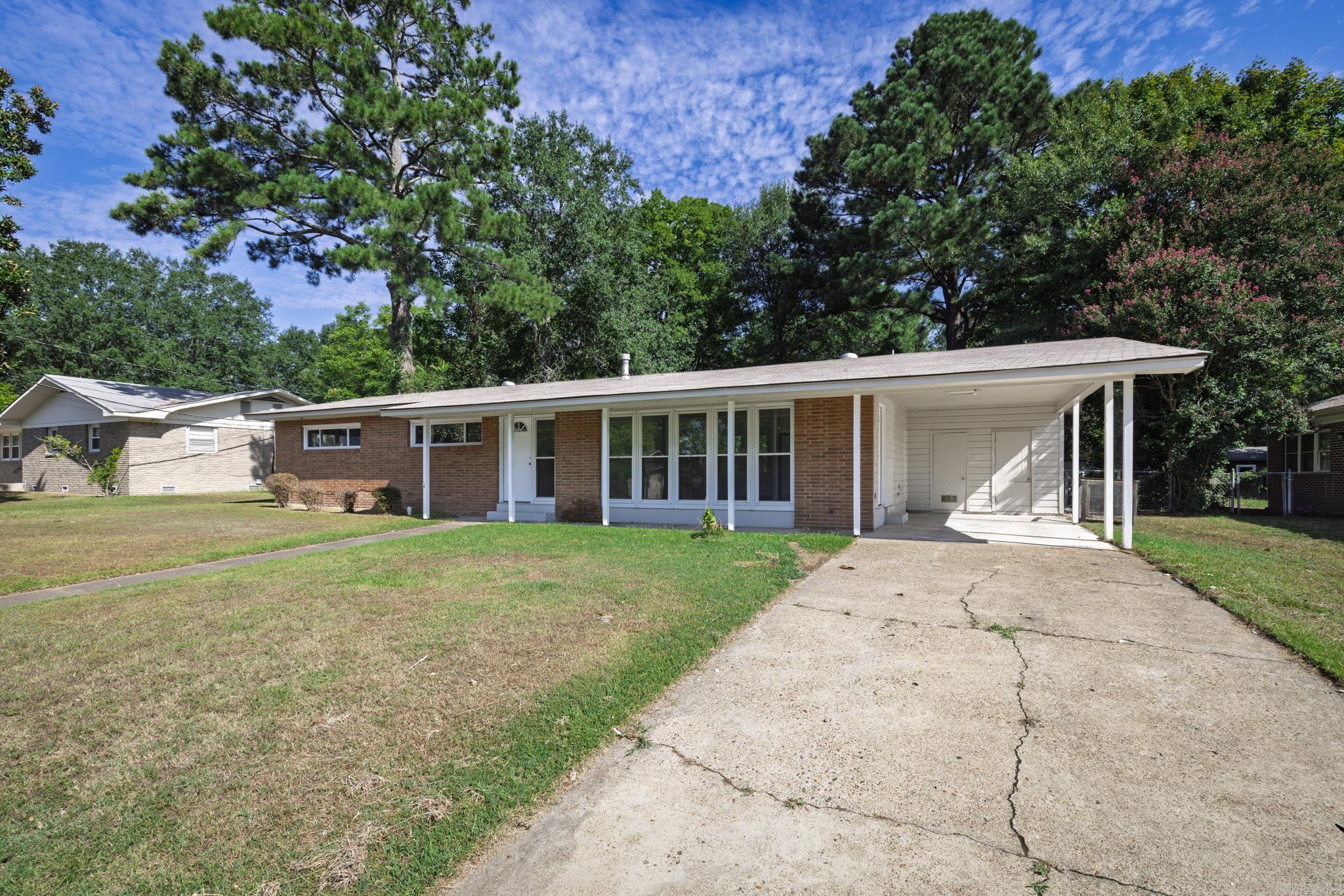 1904 Center  Arkadelphia, AR