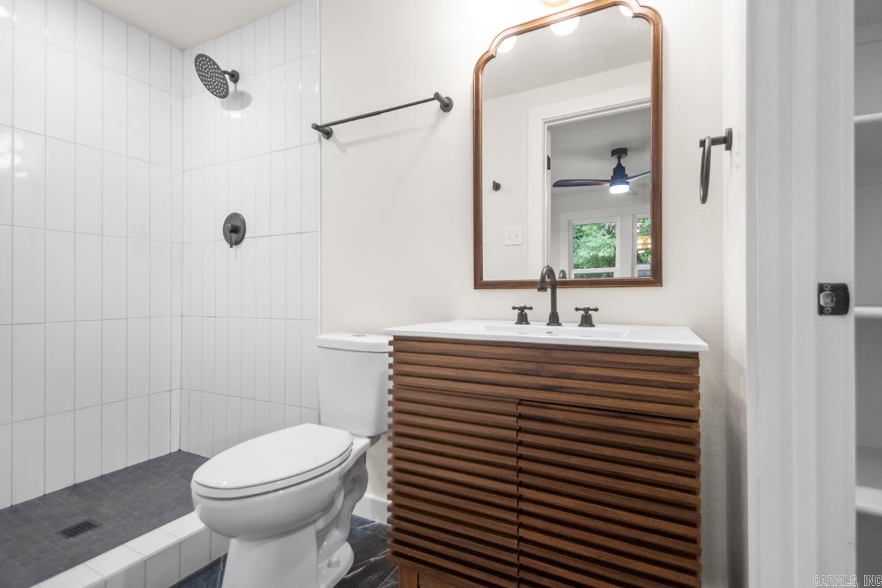 111 N 1st Street Benton, AR 72015