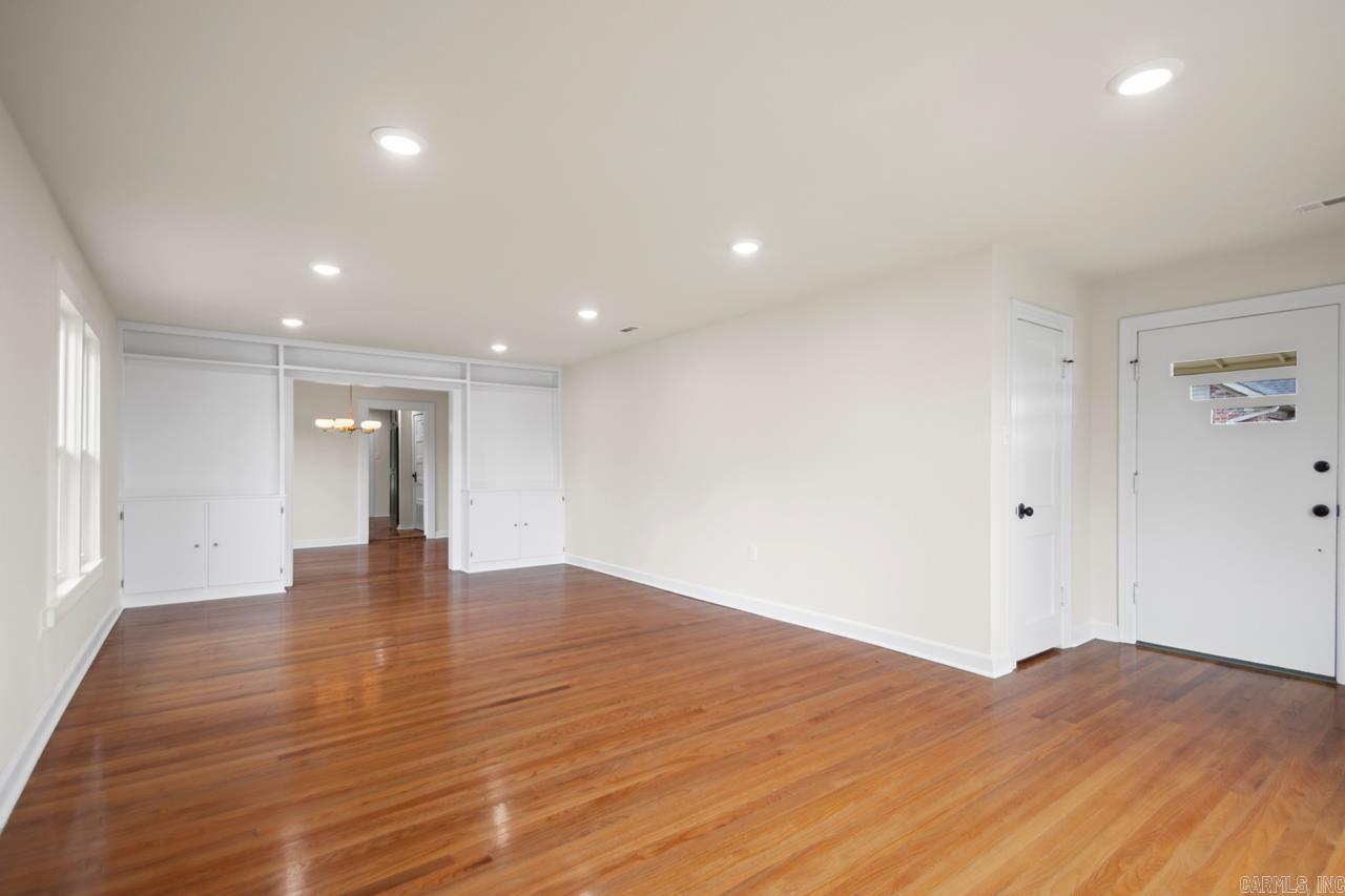 111 N 1st Street Benton, AR 72015