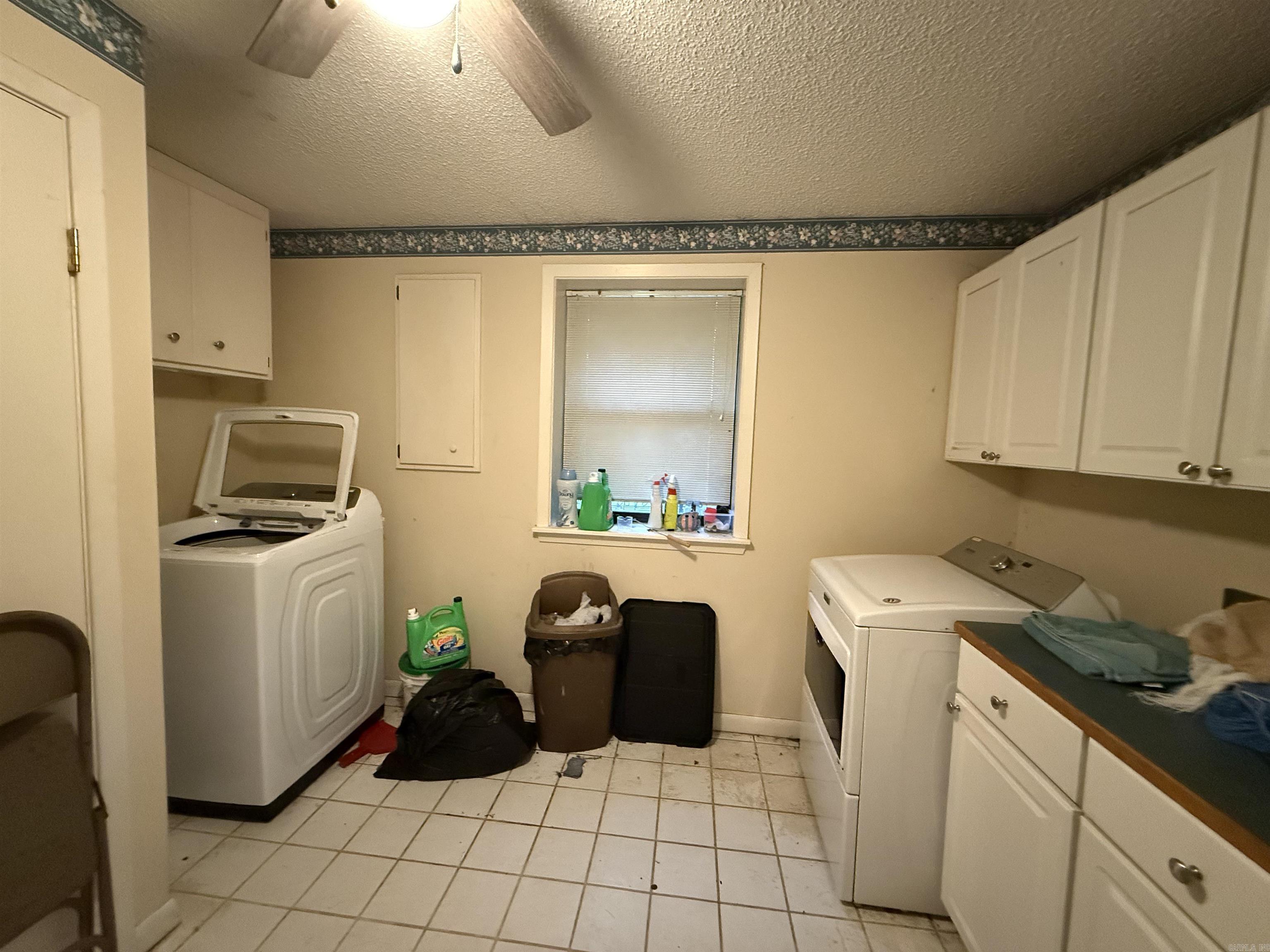 1456 N Washington  Murfreesboro, AR