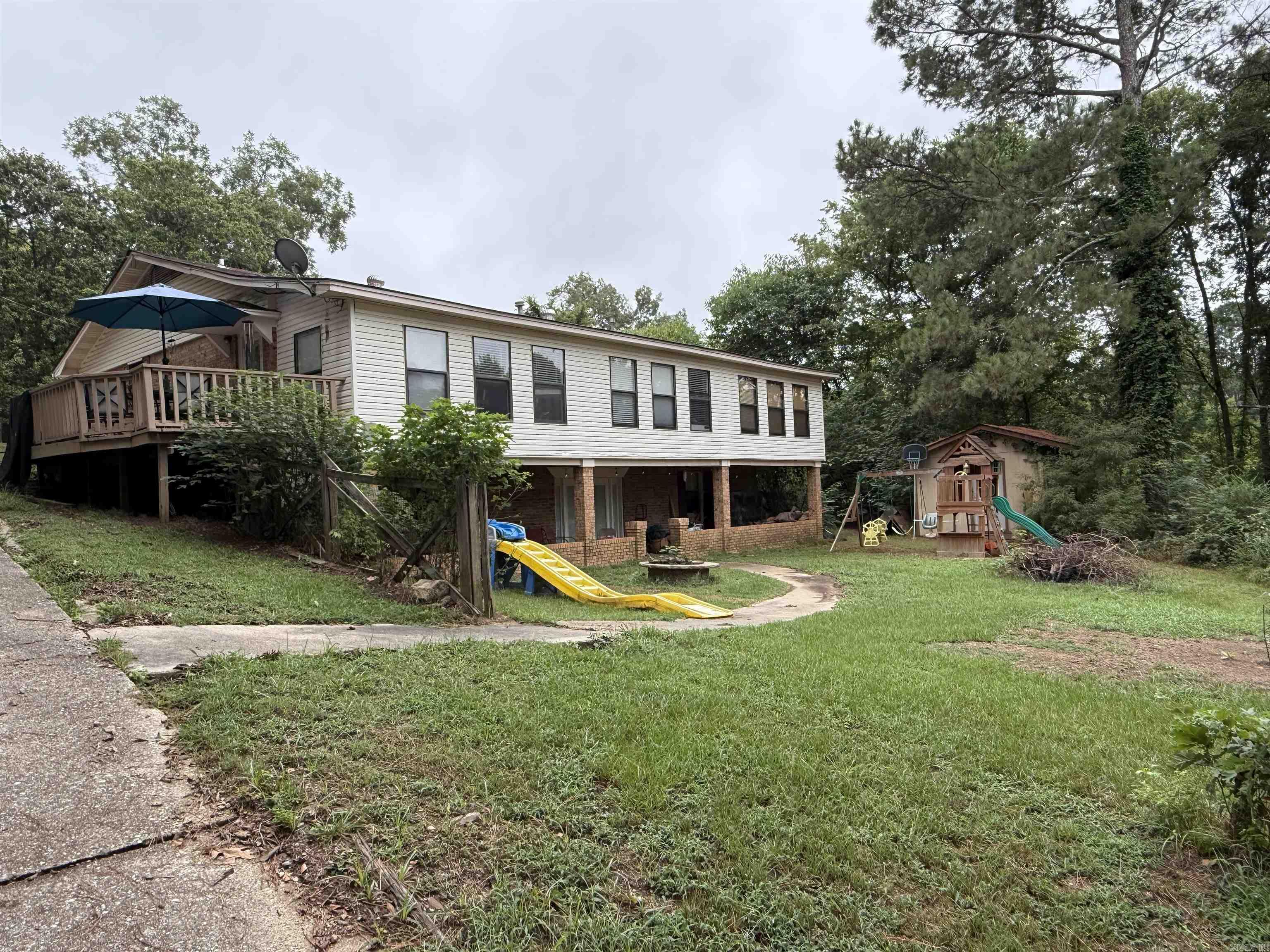 1456 N Washington  Murfreesboro, AR