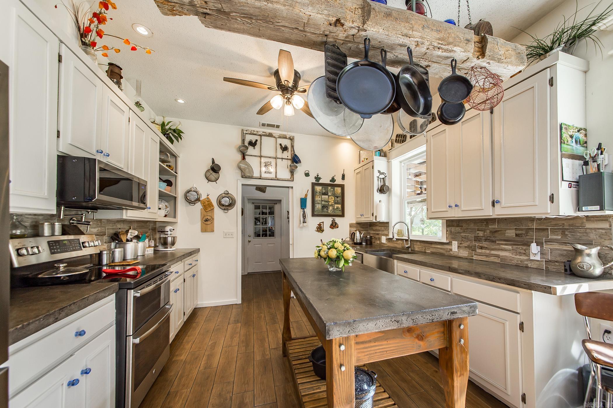 4547 Buttercreek Road  Scotland, AR