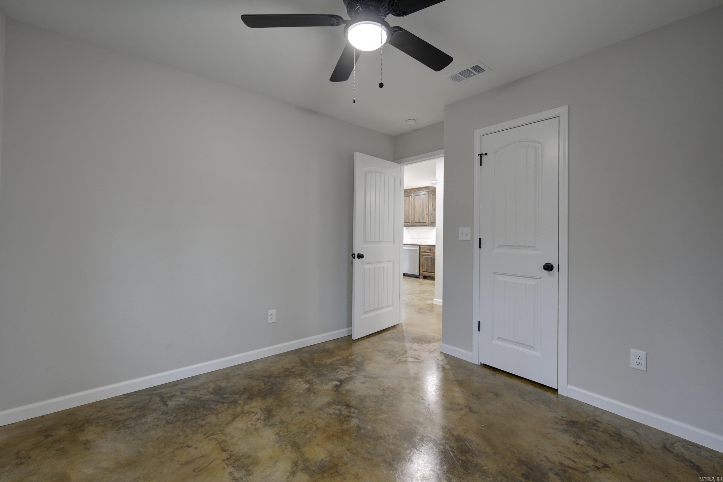 283 Lake Village Dr Murfreesboro, AR 71958