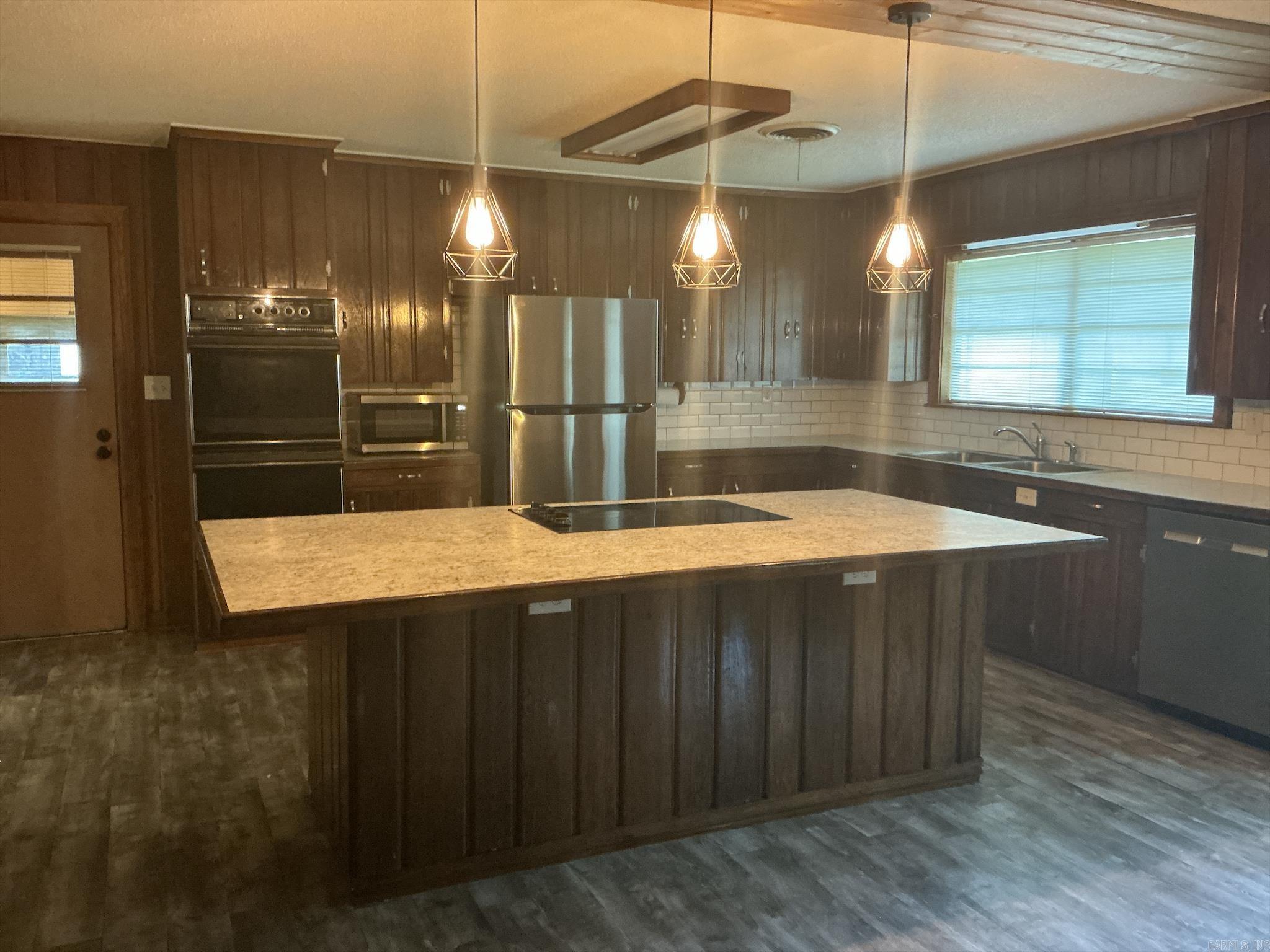 1009 Cedar  Crossett, AR