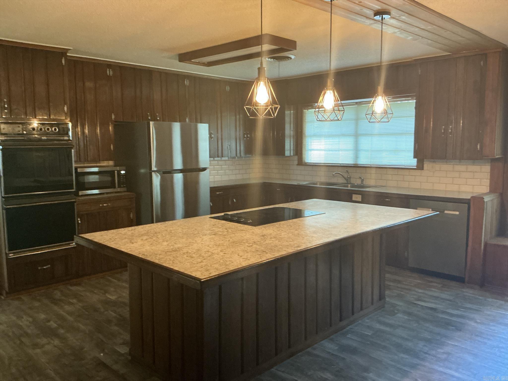 1009 Cedar  Crossett, AR