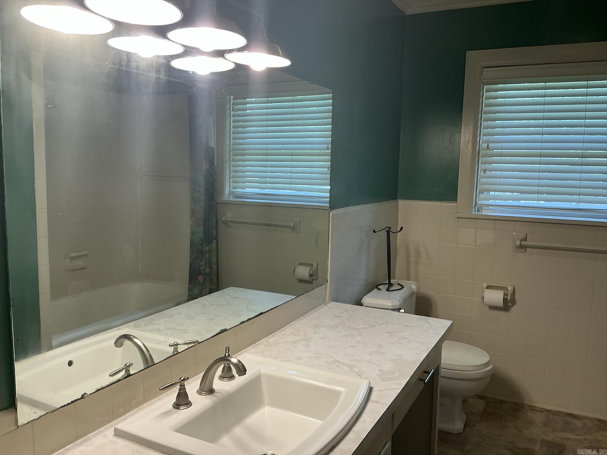 1009 Cedar  Crossett, AR