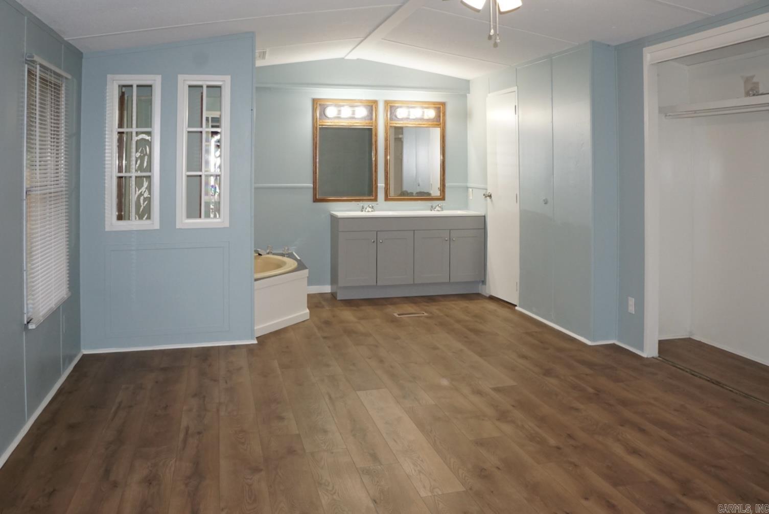 1 Jessilea  Conway, AR