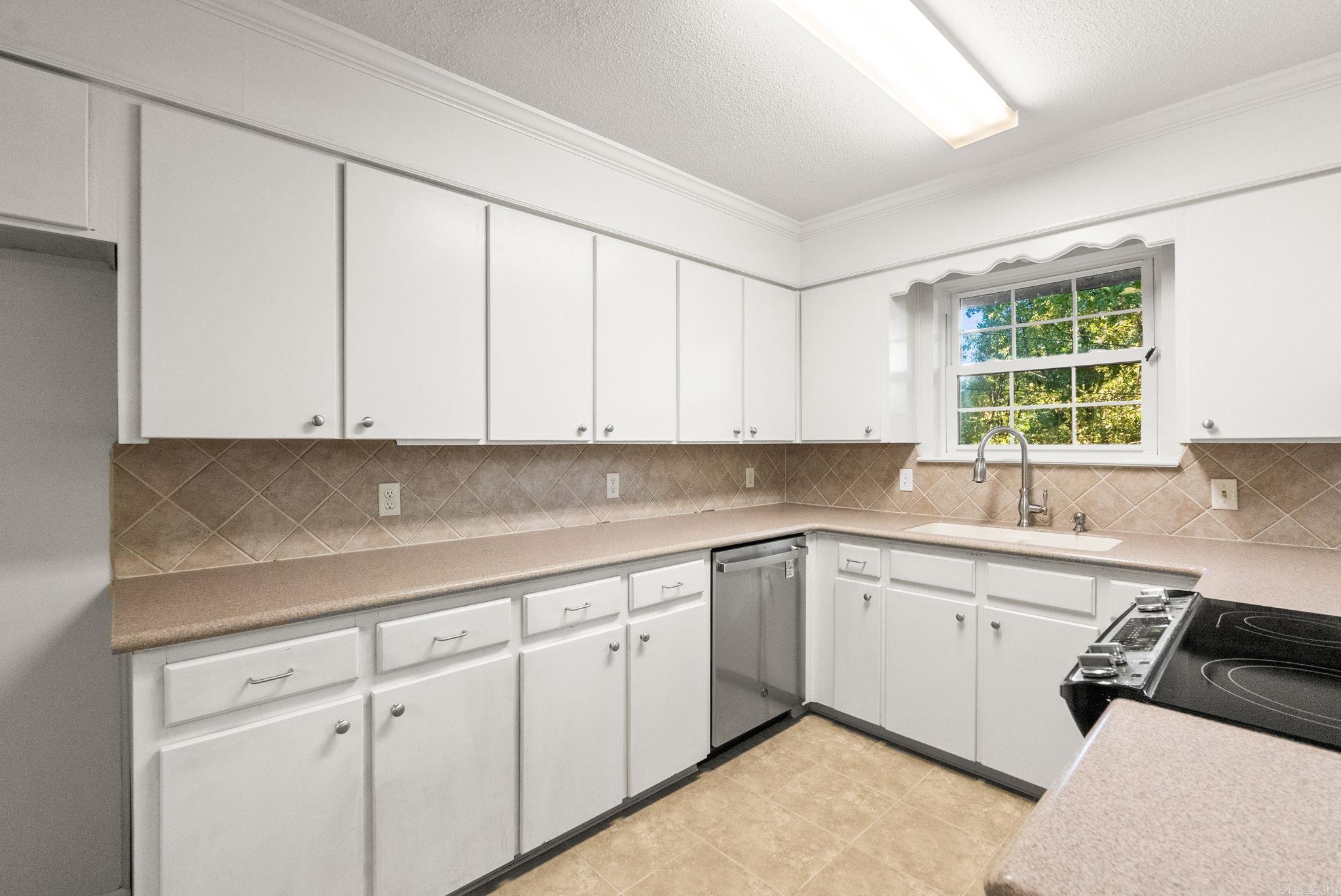 12821 Morrison Road Little Rock, AR 72212