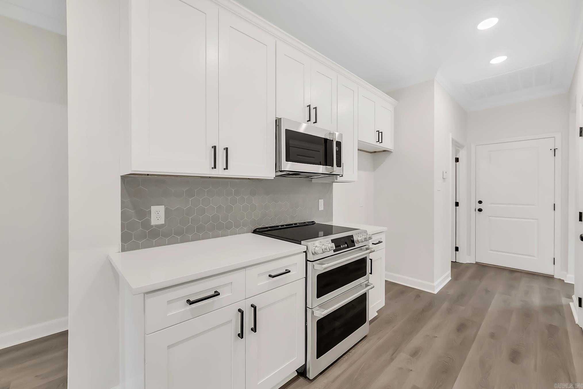 17 Wolfsbridge Loop Cabot, AR 72023