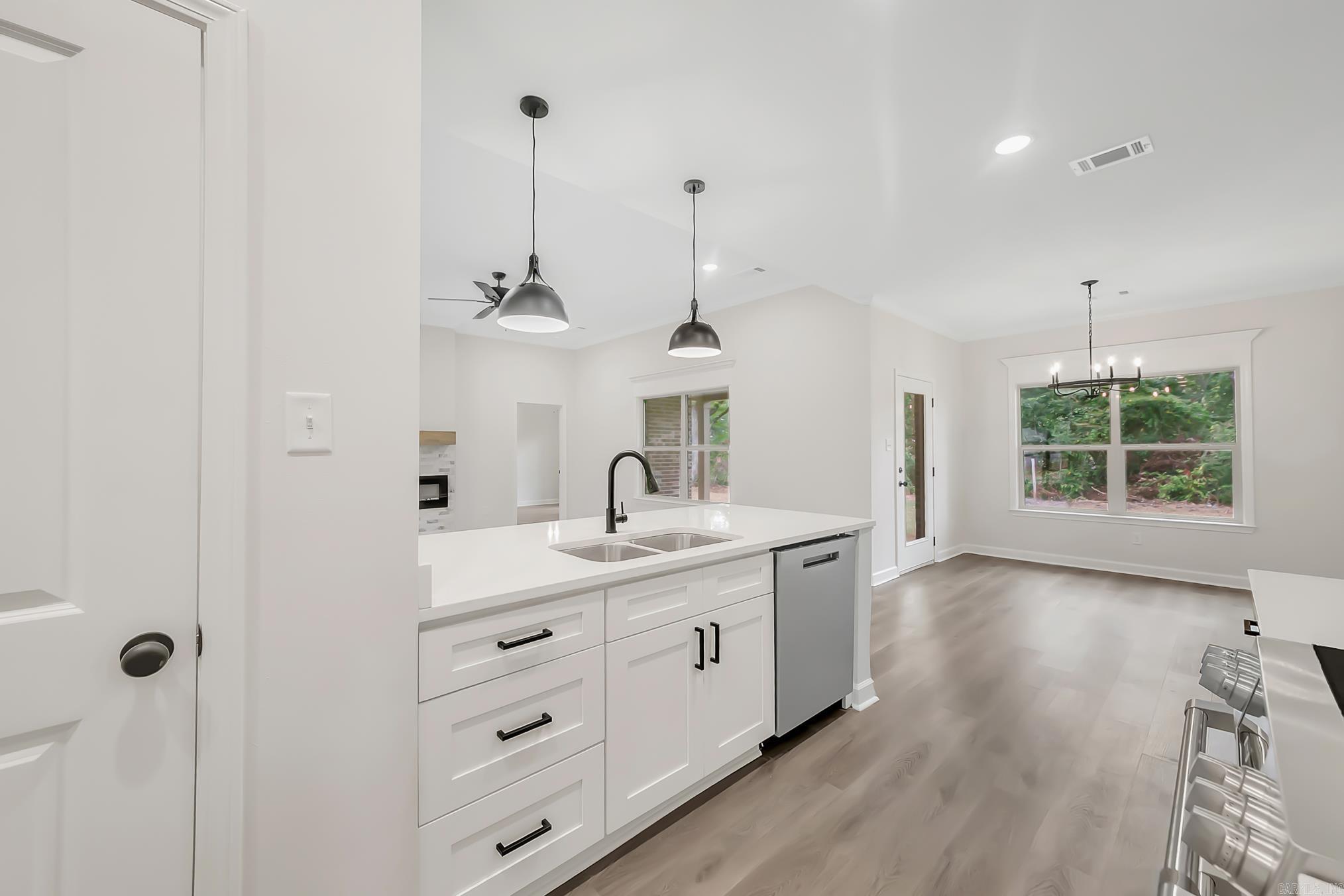 17 Wolfsbridge Loop Cabot, AR 72023