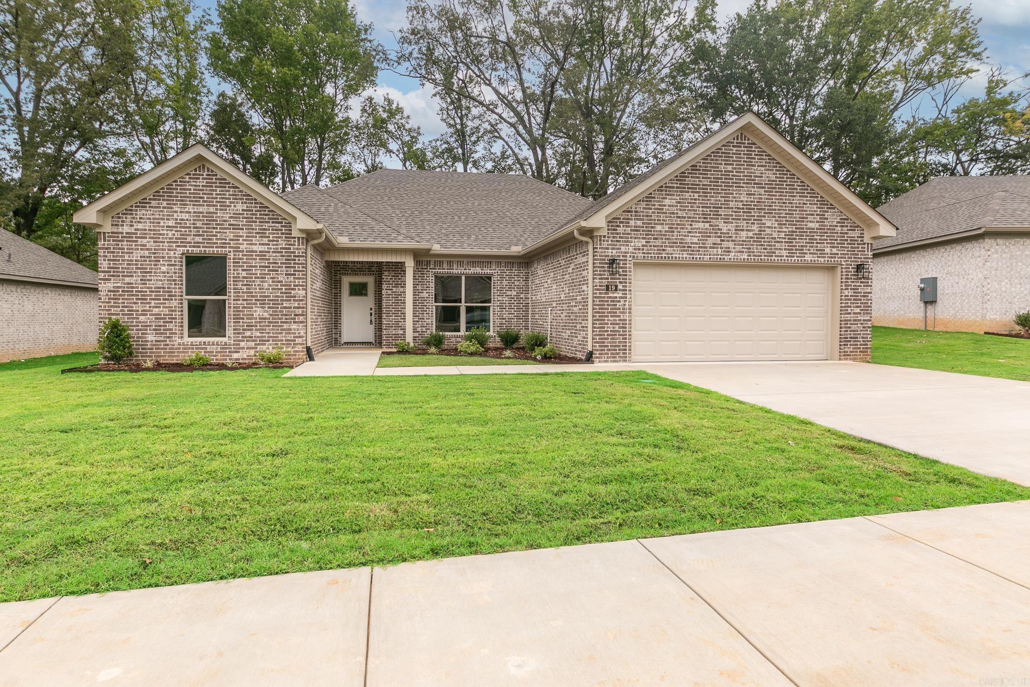 19 Wolfsbridge Loop Cabot, AR 72023