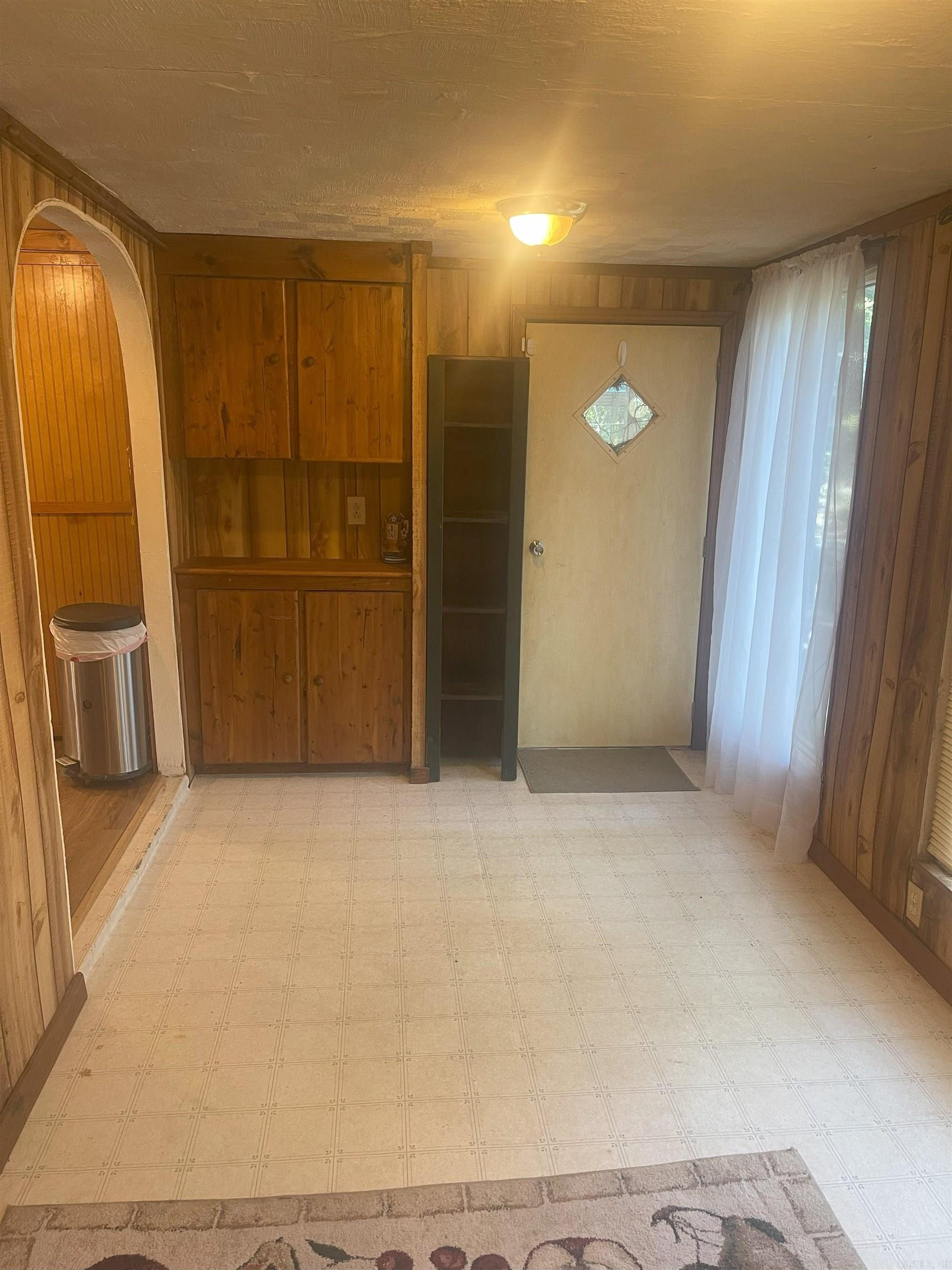 532 Canyon Road  Greers Ferry, AR