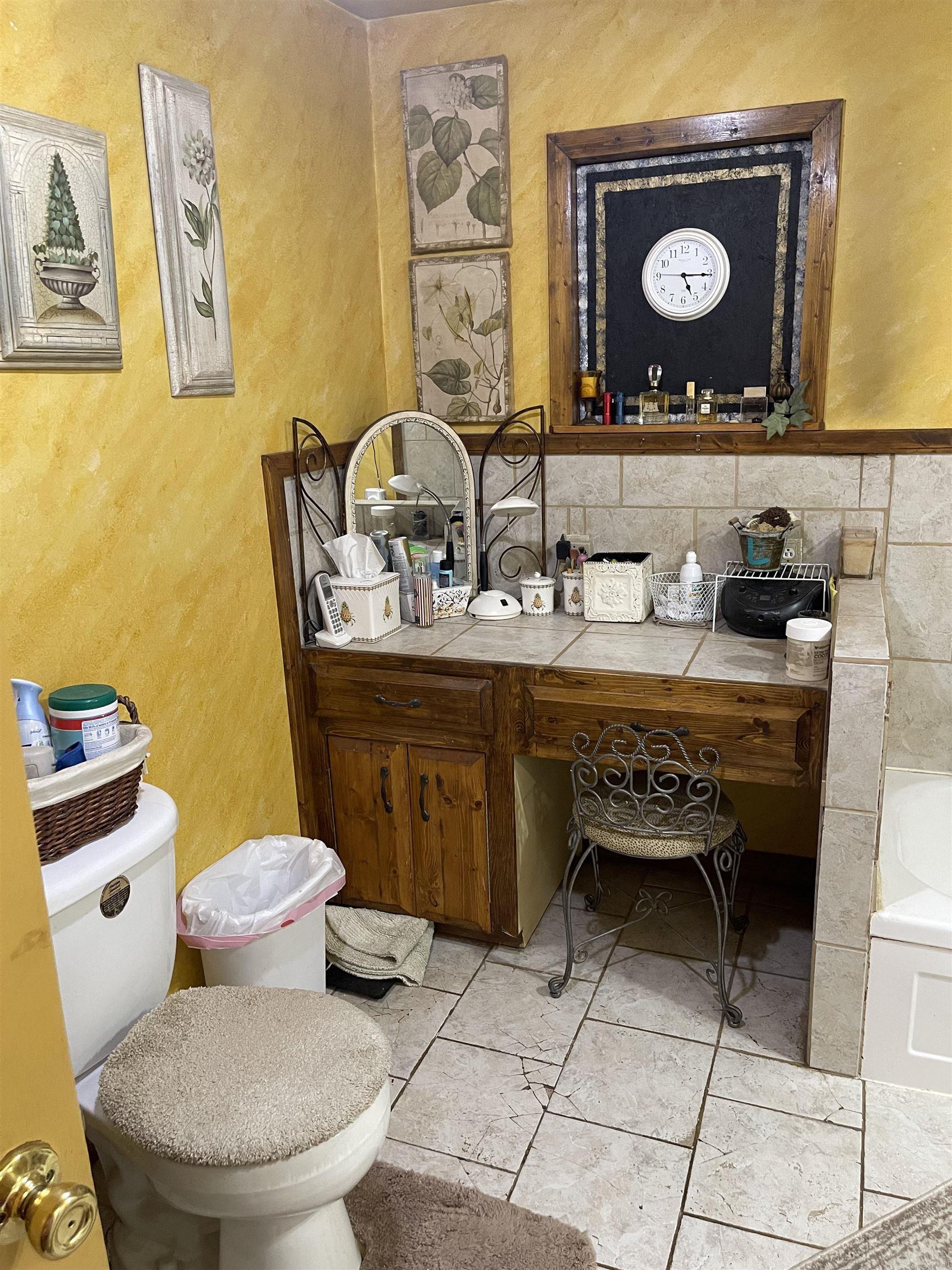 532 Canyon Road  Greers Ferry, AR