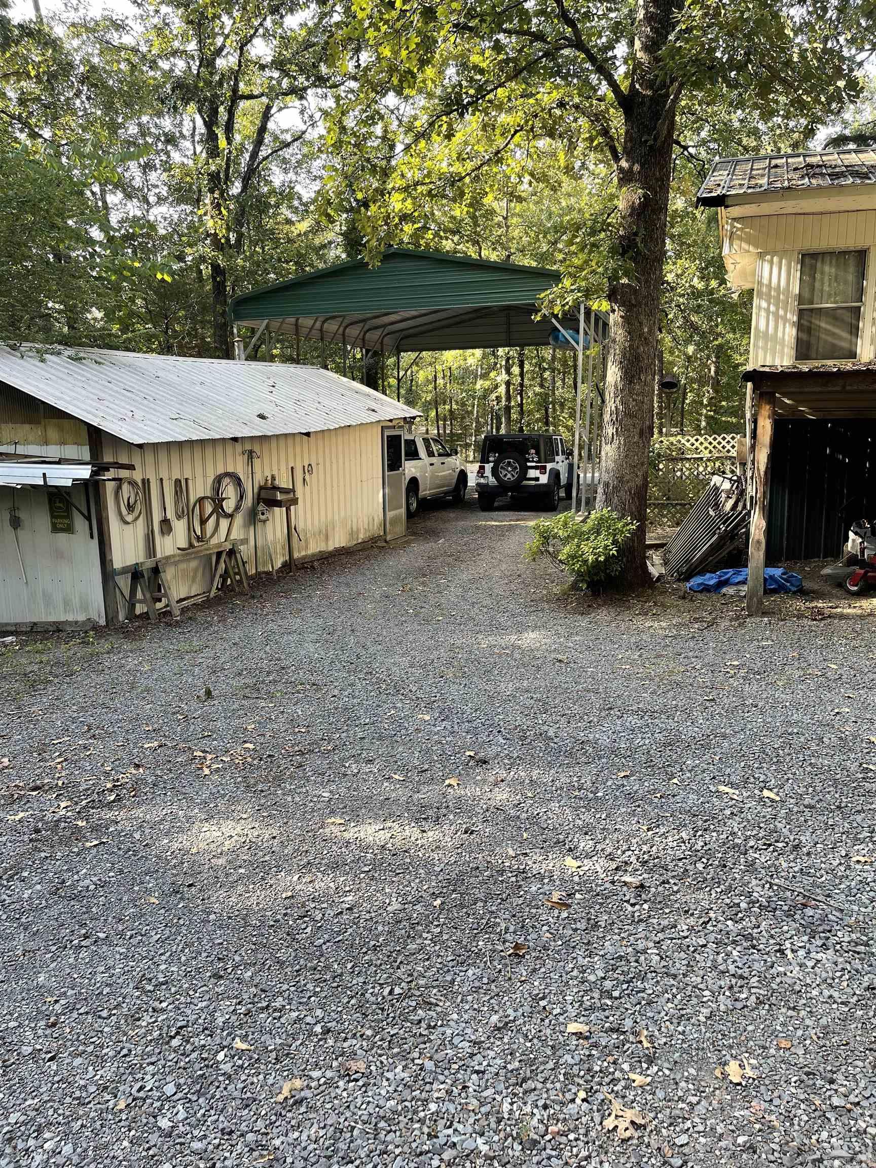 532 Canyon Road  Greers Ferry, AR