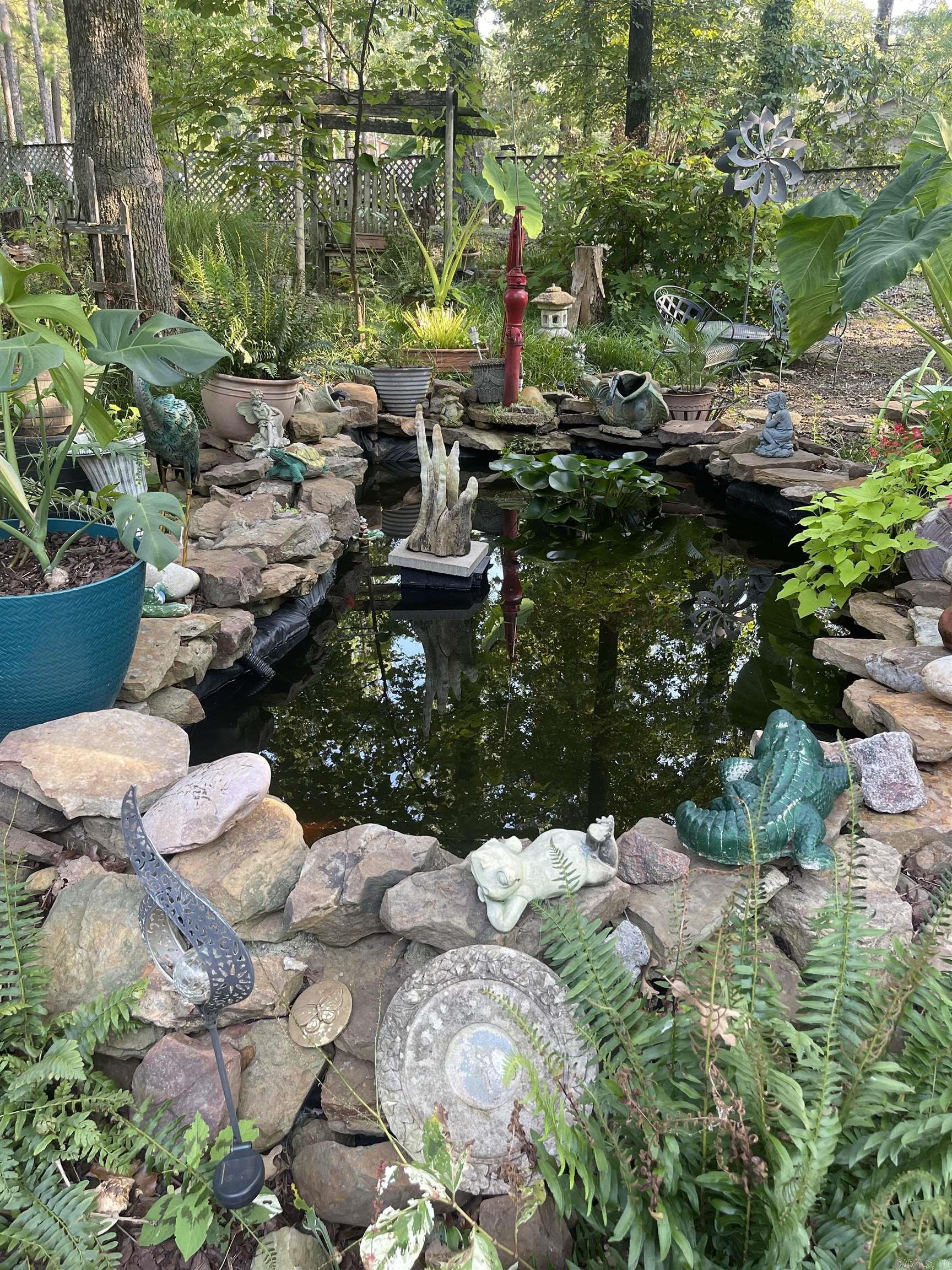 532 Canyon Road  Greers Ferry, AR