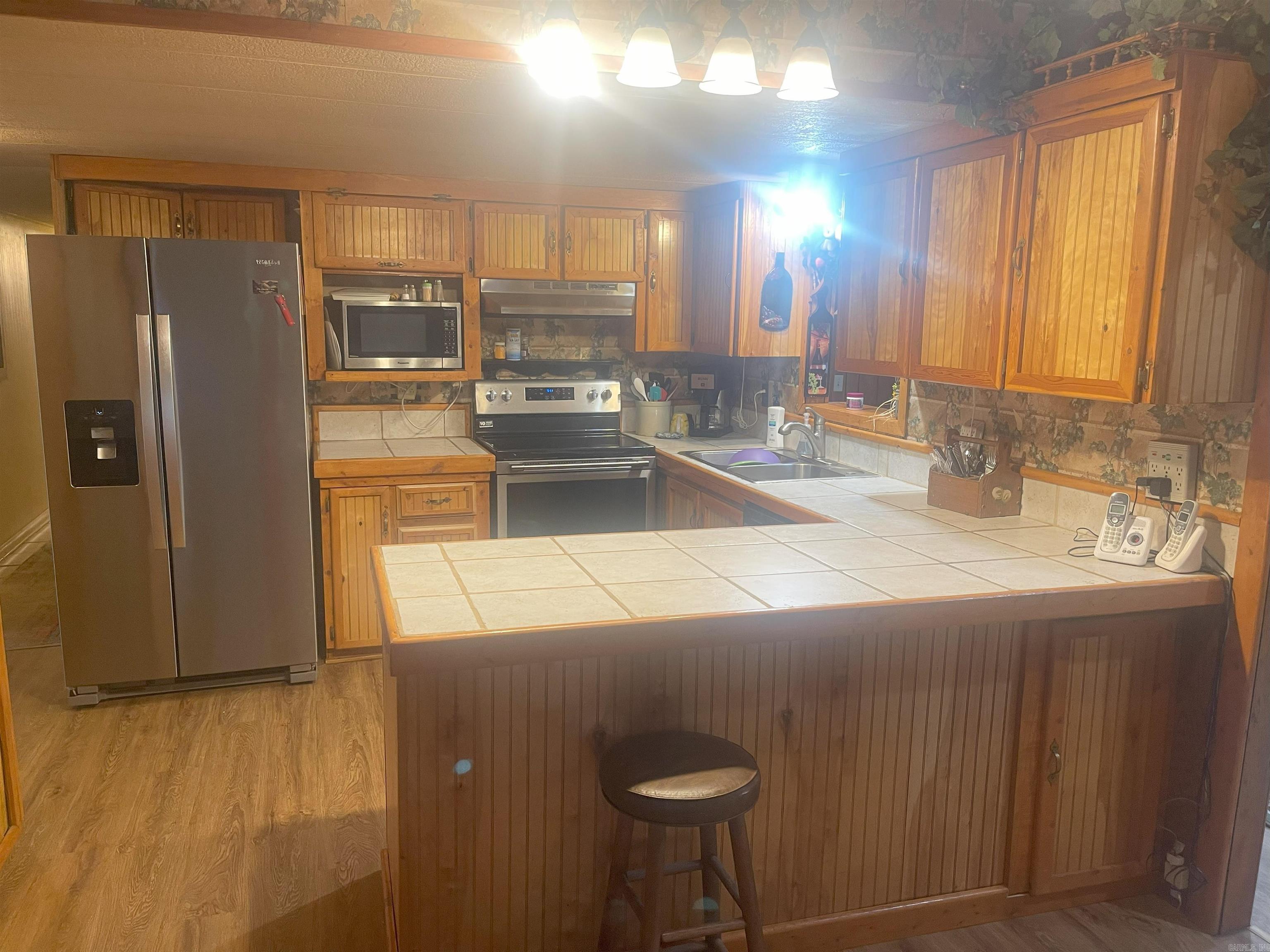 532 Canyon Road  Greers Ferry, AR
