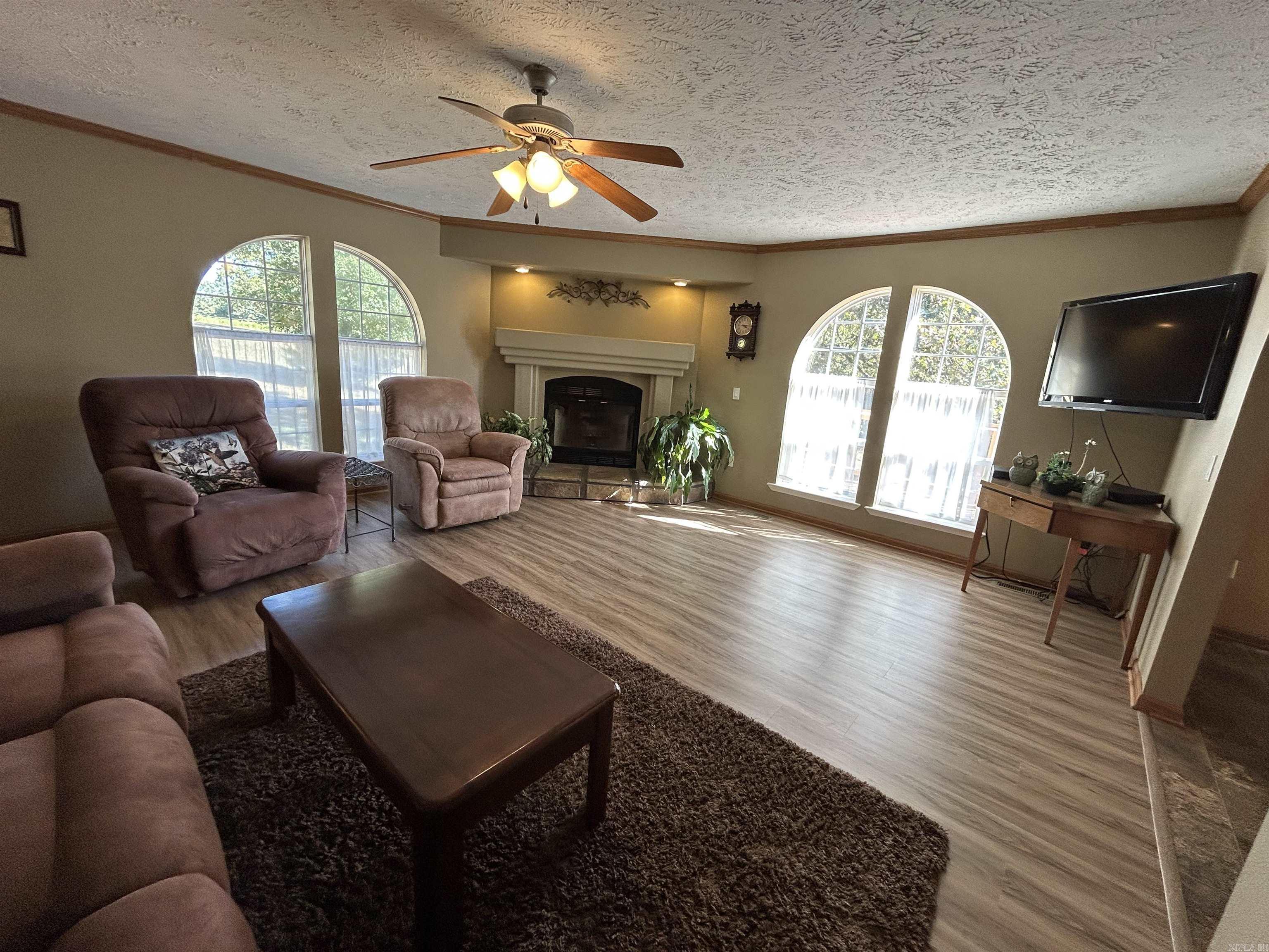 16770 MO 142 Highway Thayer, MO 65791