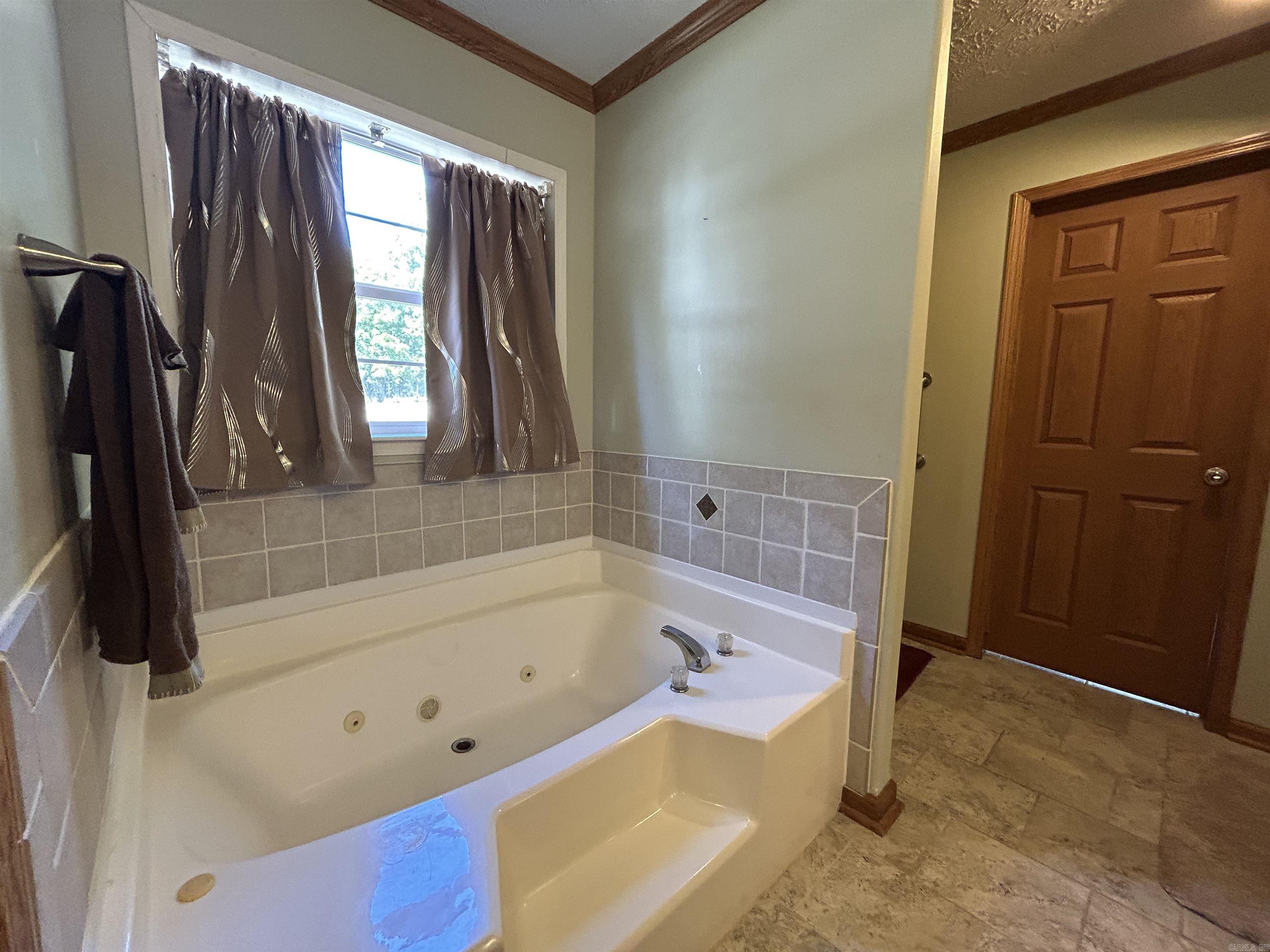 16770 MO 142 Highway Thayer, MO 65791