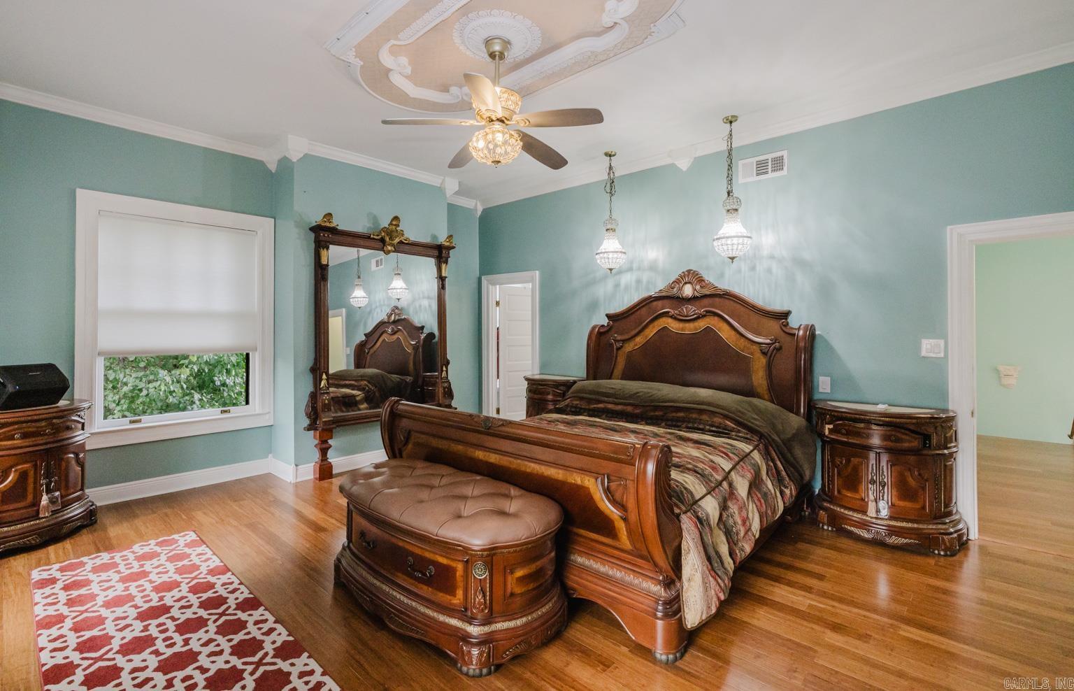 1701 Center  Little Rock, AR