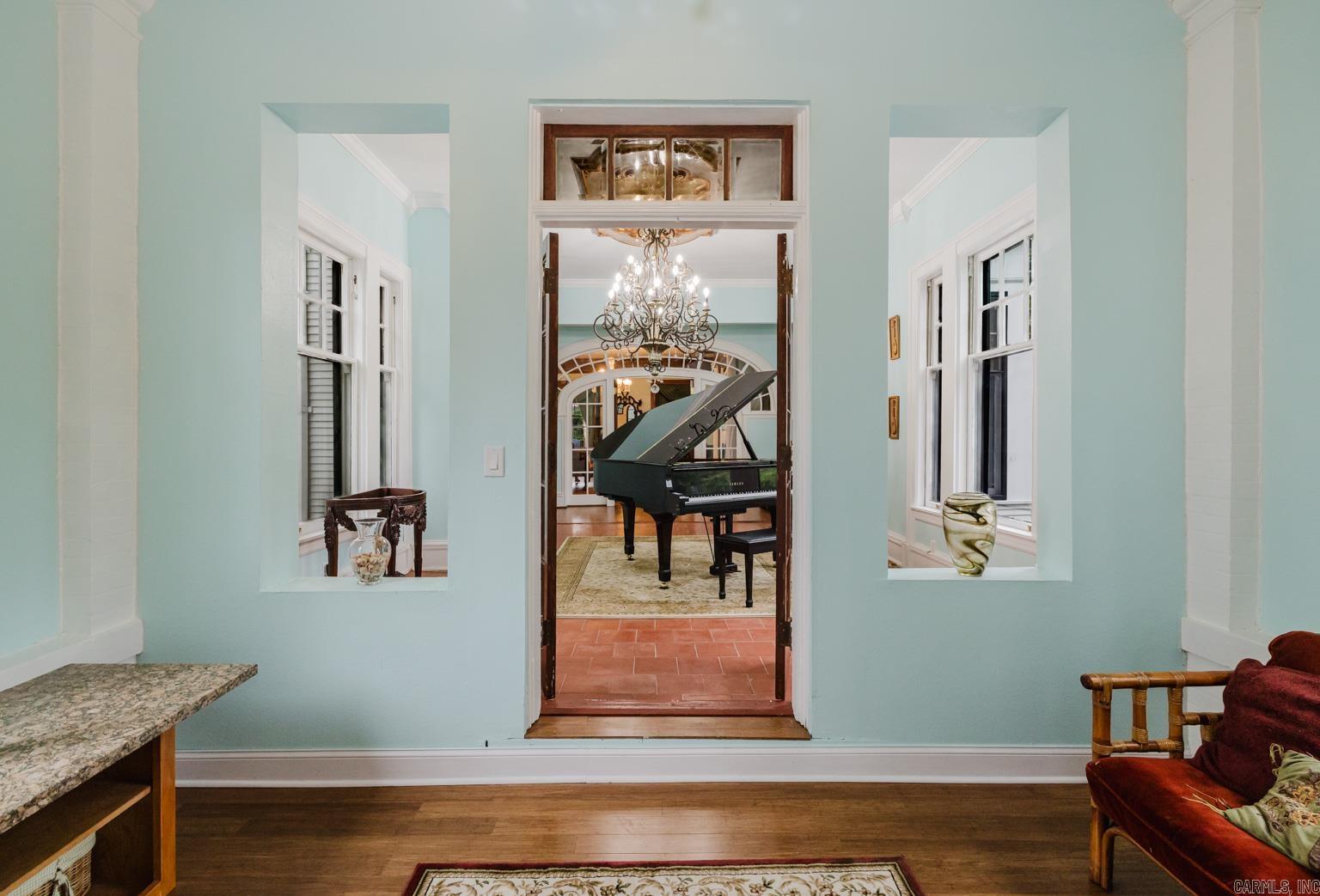 1701 Center  Little Rock, AR