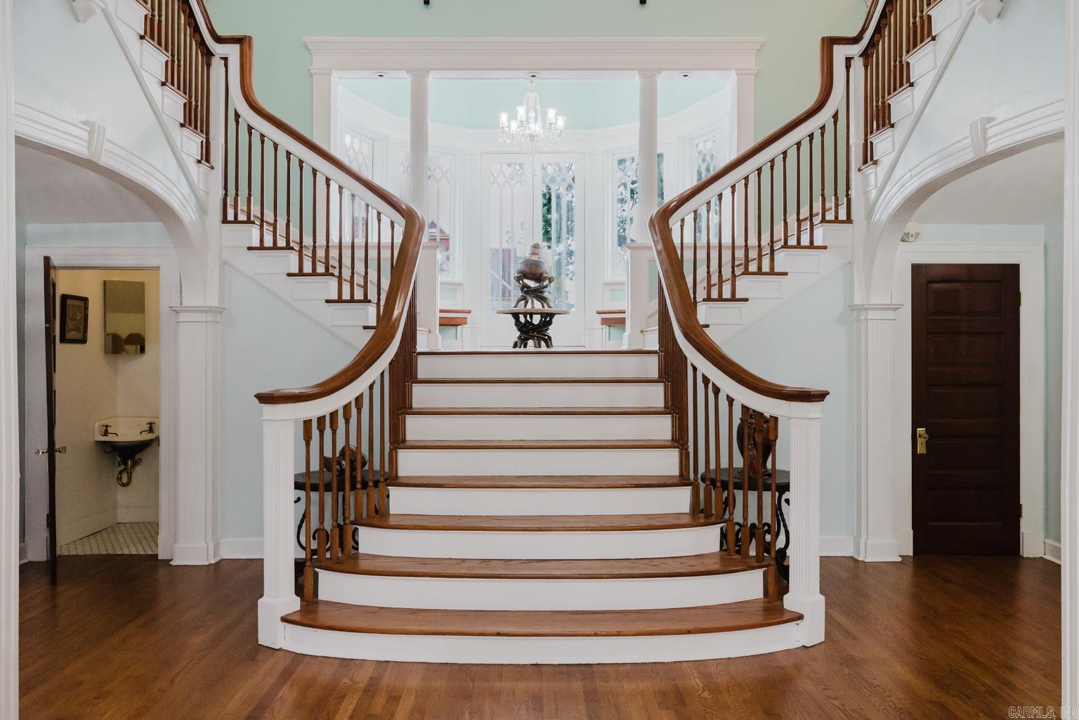 1701 Center  Little Rock, AR