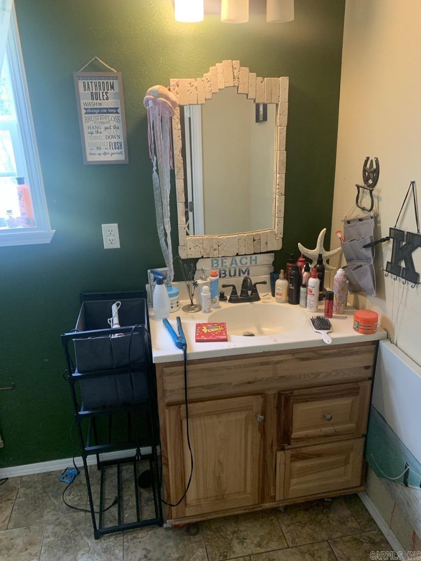 25540 E Highway 10 Ola, AR 72853