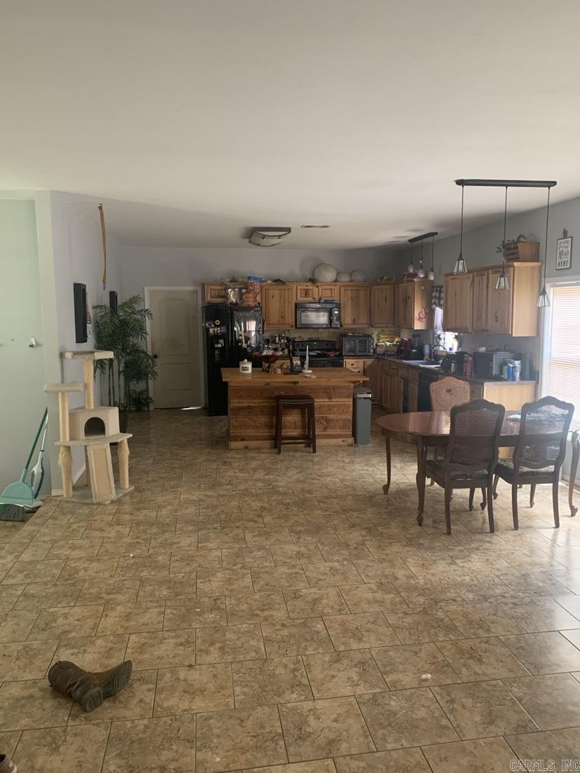 25540 E Highway 10 Ola, AR 72853