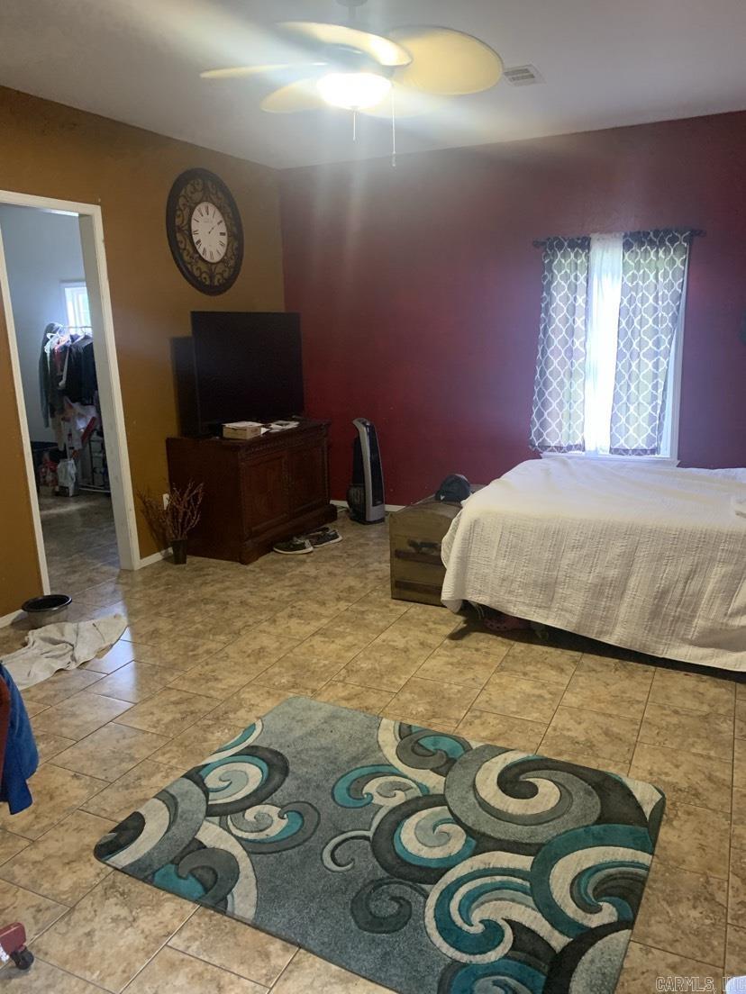 25540 E Highway 10 Ola, AR 72853