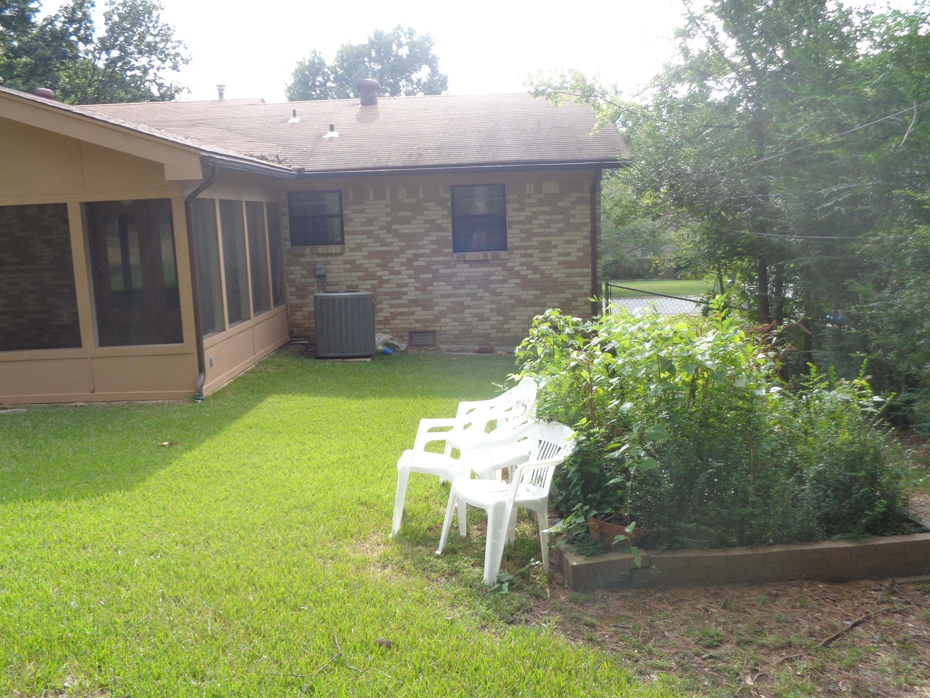 1408 Twin Lakes  Little Rock, AR