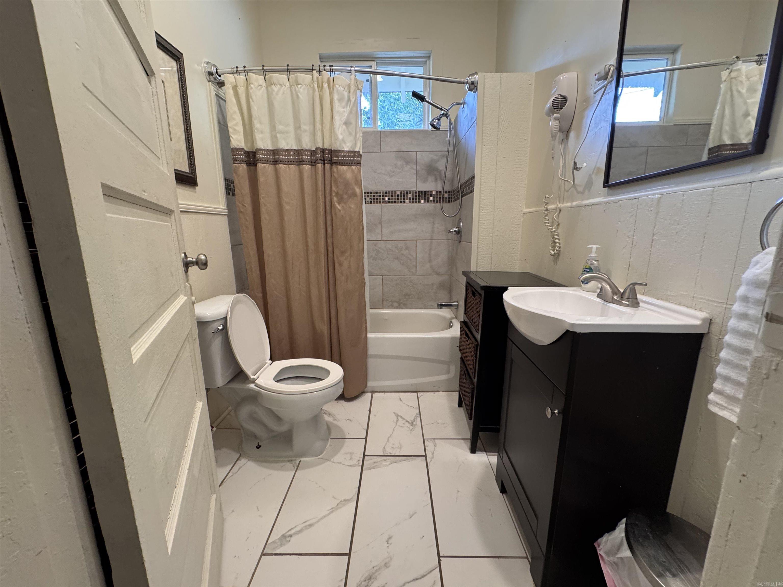 400 Sixth  Hot Springs, AR