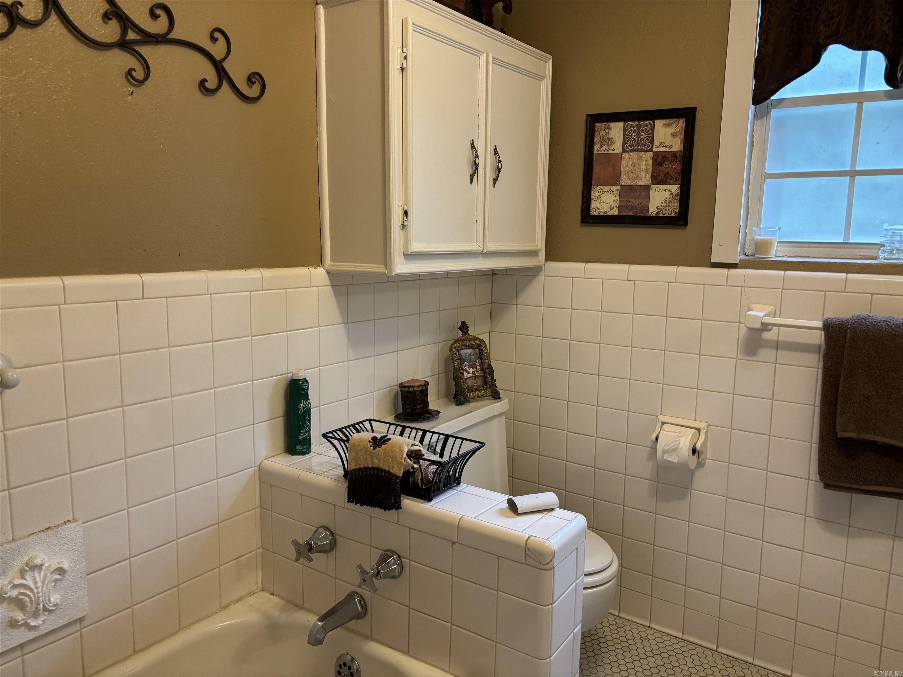 310 E 5th  Junction City, LA