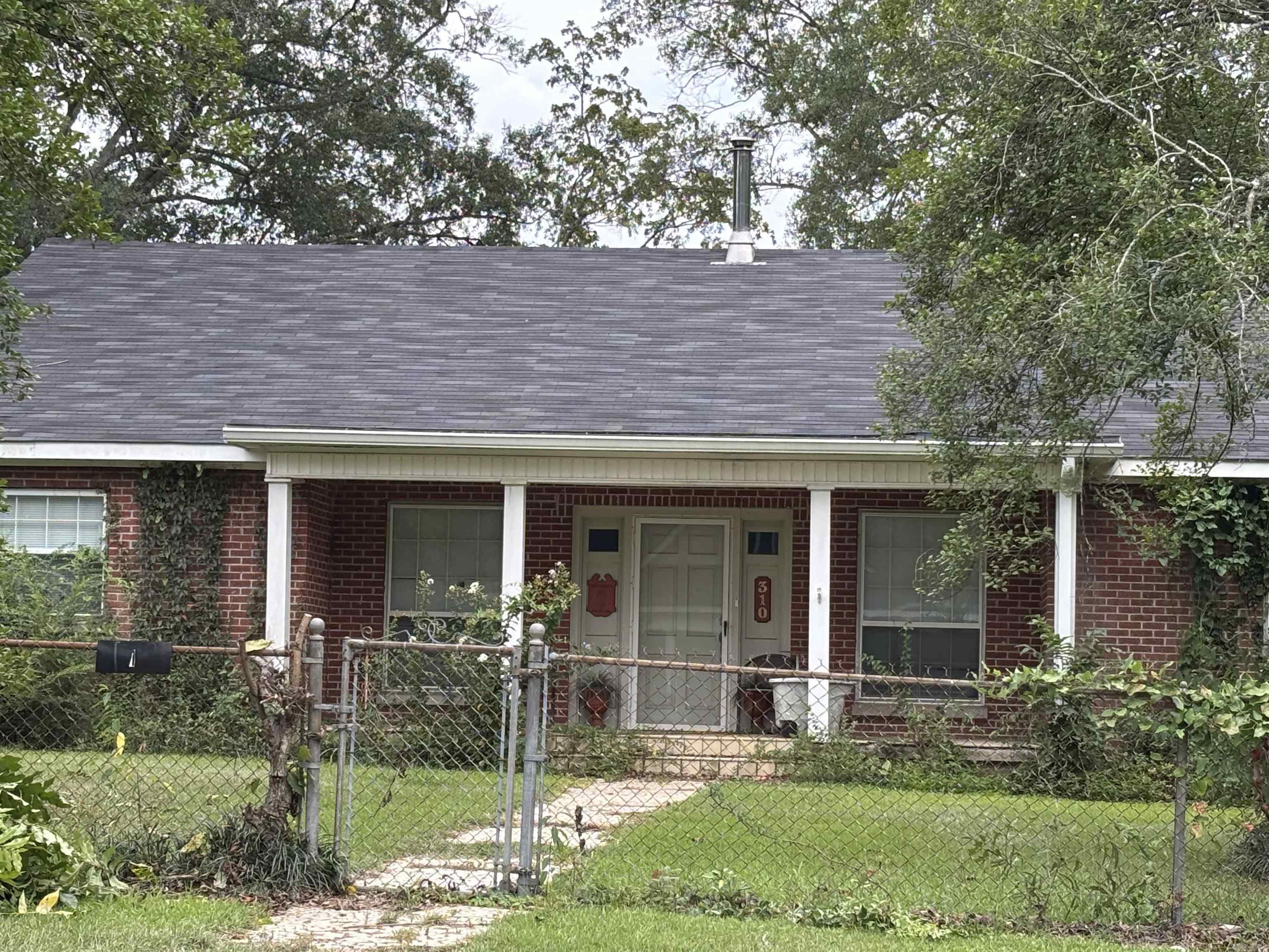 310 E 5th  Junction City, LA