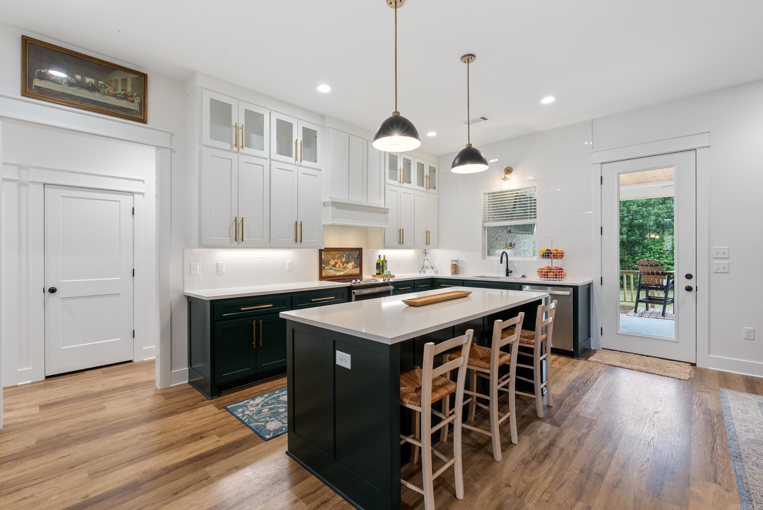 1 Avrey  Greenbrier, AR