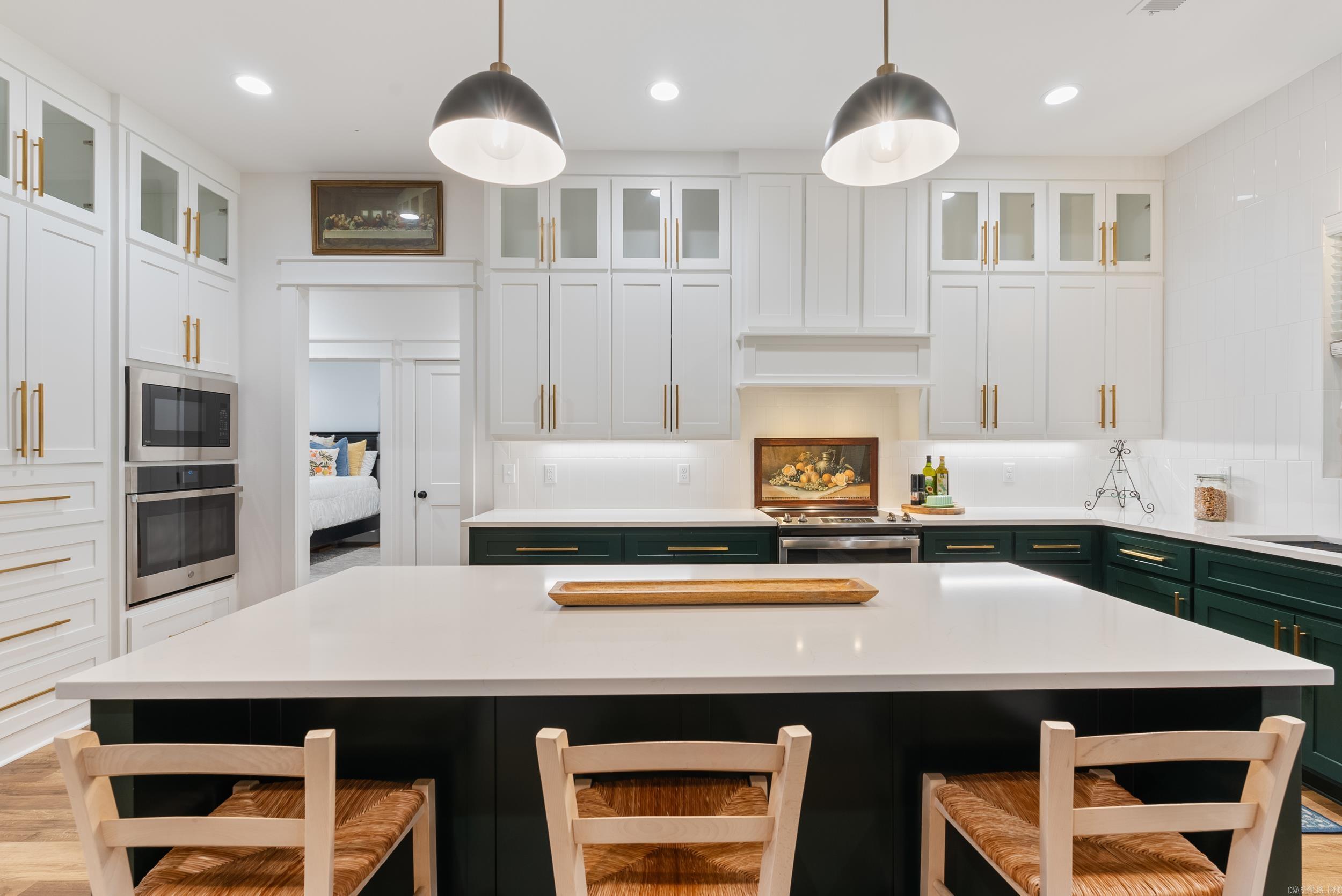 1 Avrey  Greenbrier, AR