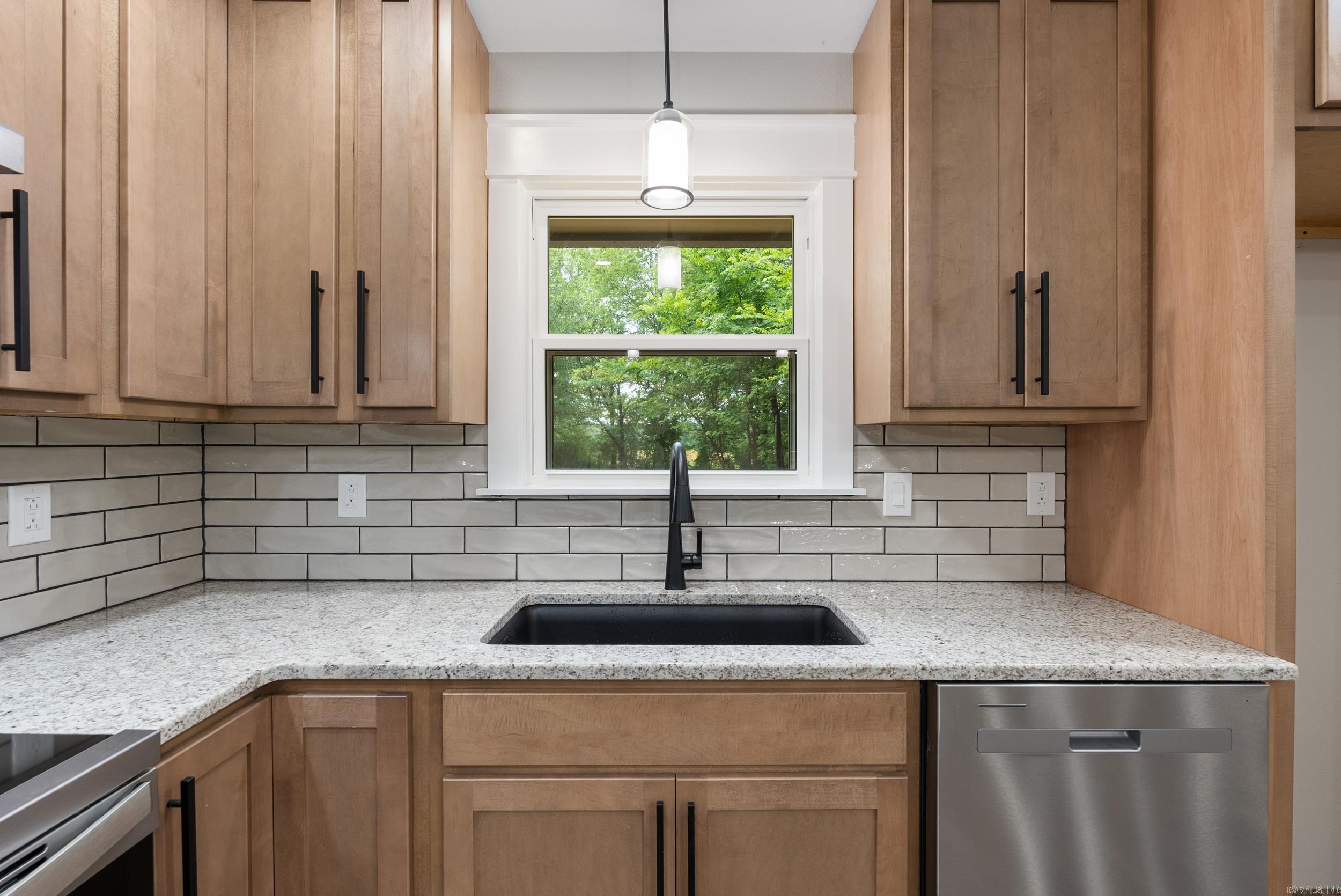 26 W Mobbs Circle Greenbrier, AR 72058