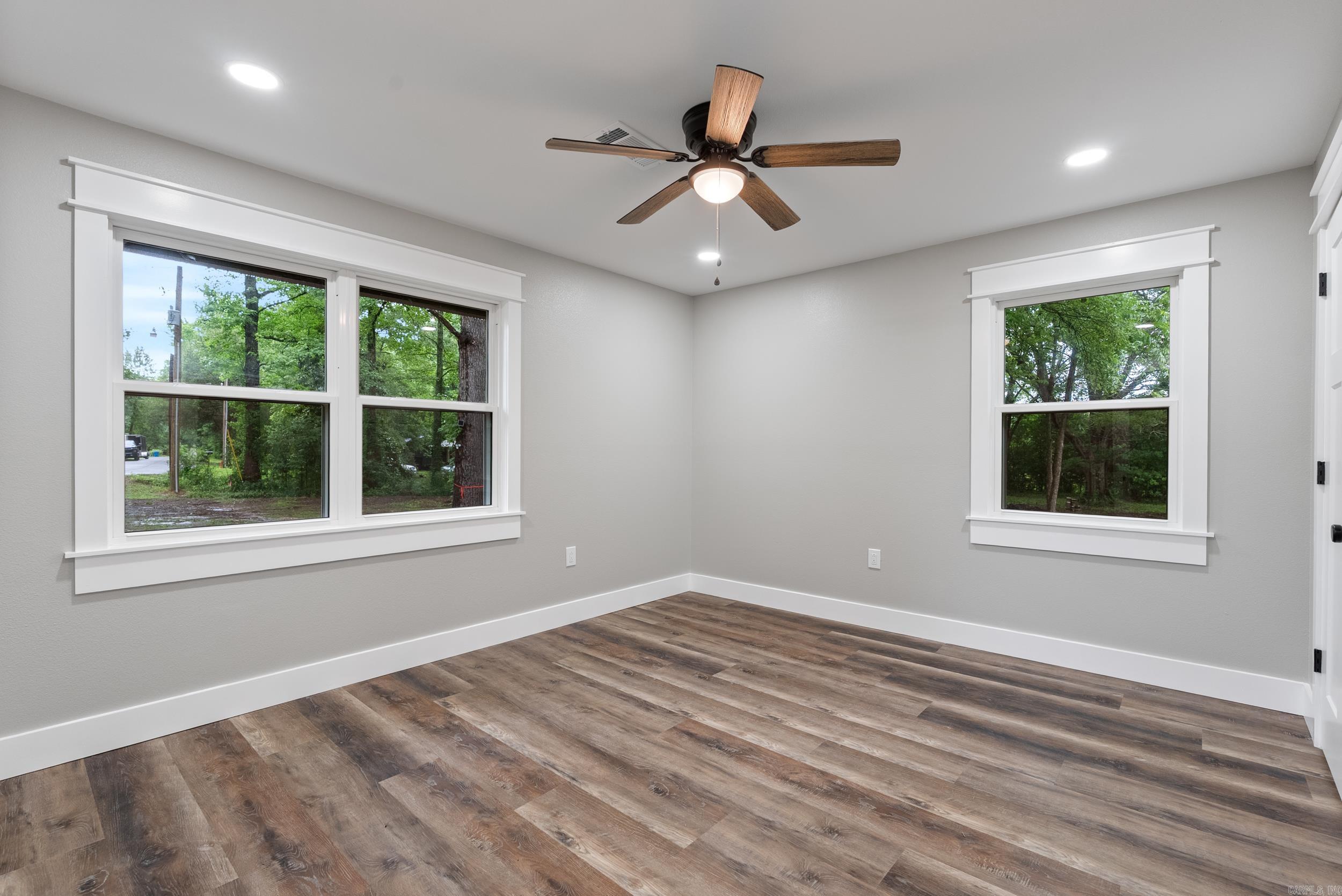 26 W Mobbs Circle Greenbrier, AR 72058