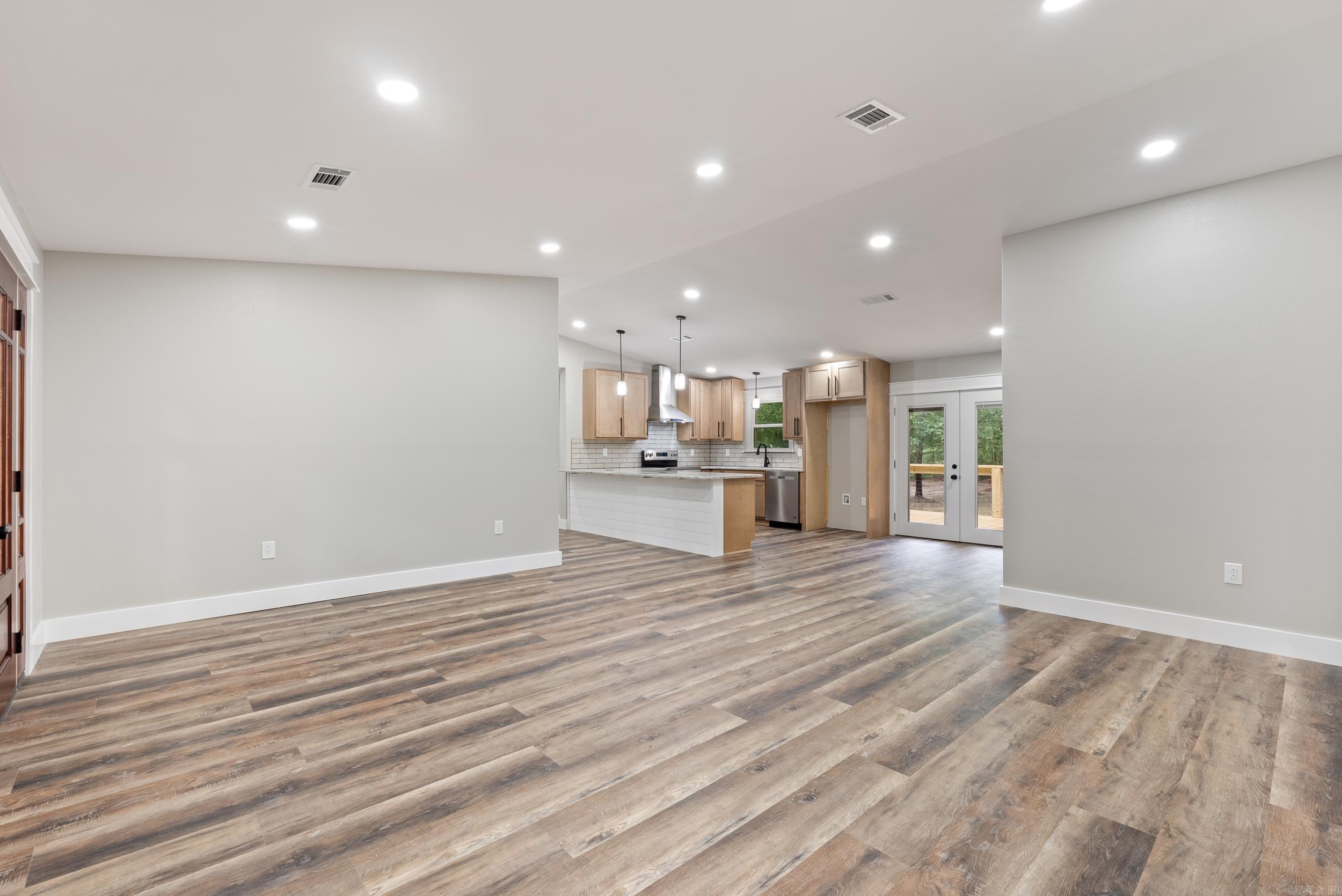 26 W Mobbs Circle Greenbrier, AR 72058