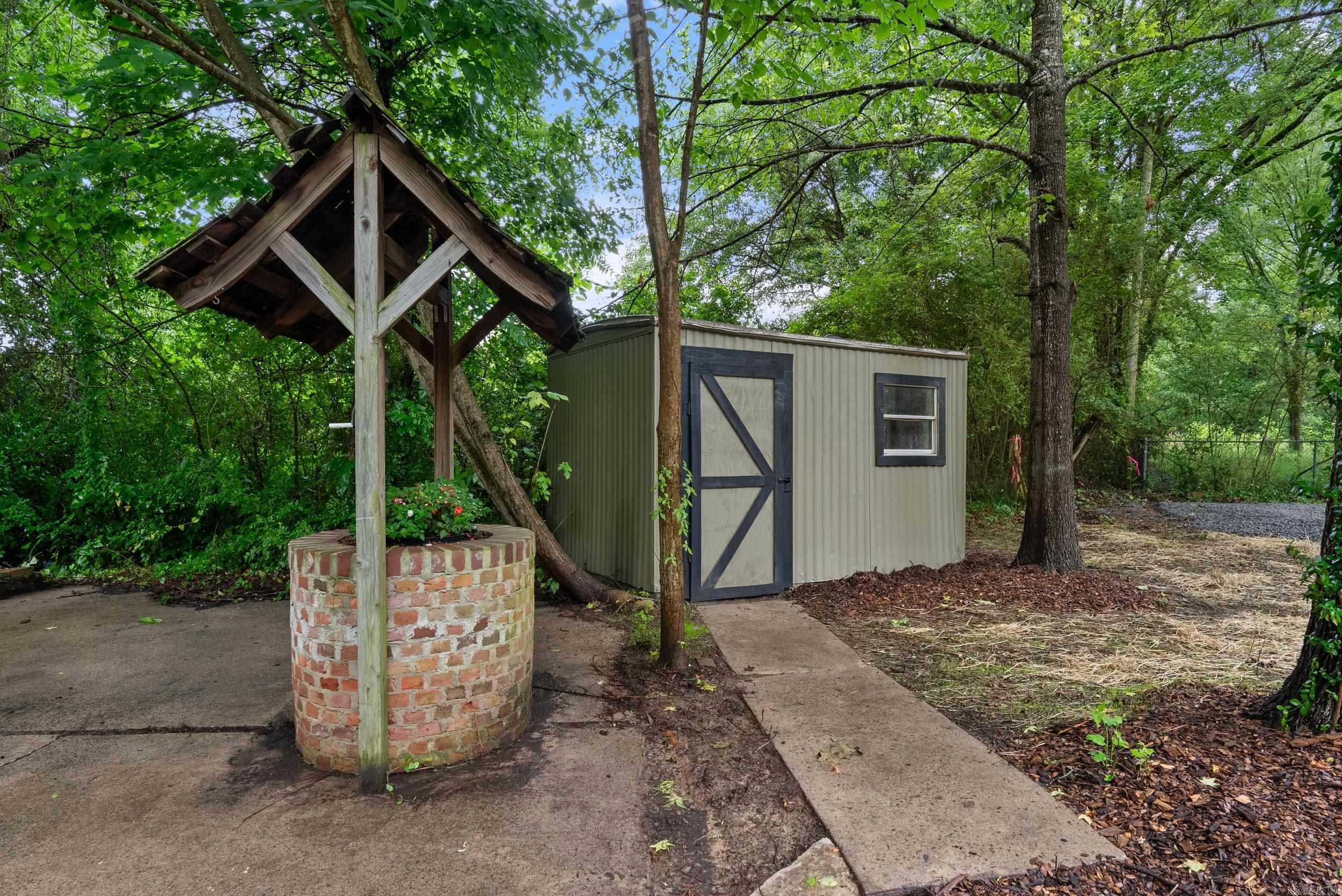 26 W Mobbs Circle Greenbrier, AR 72058