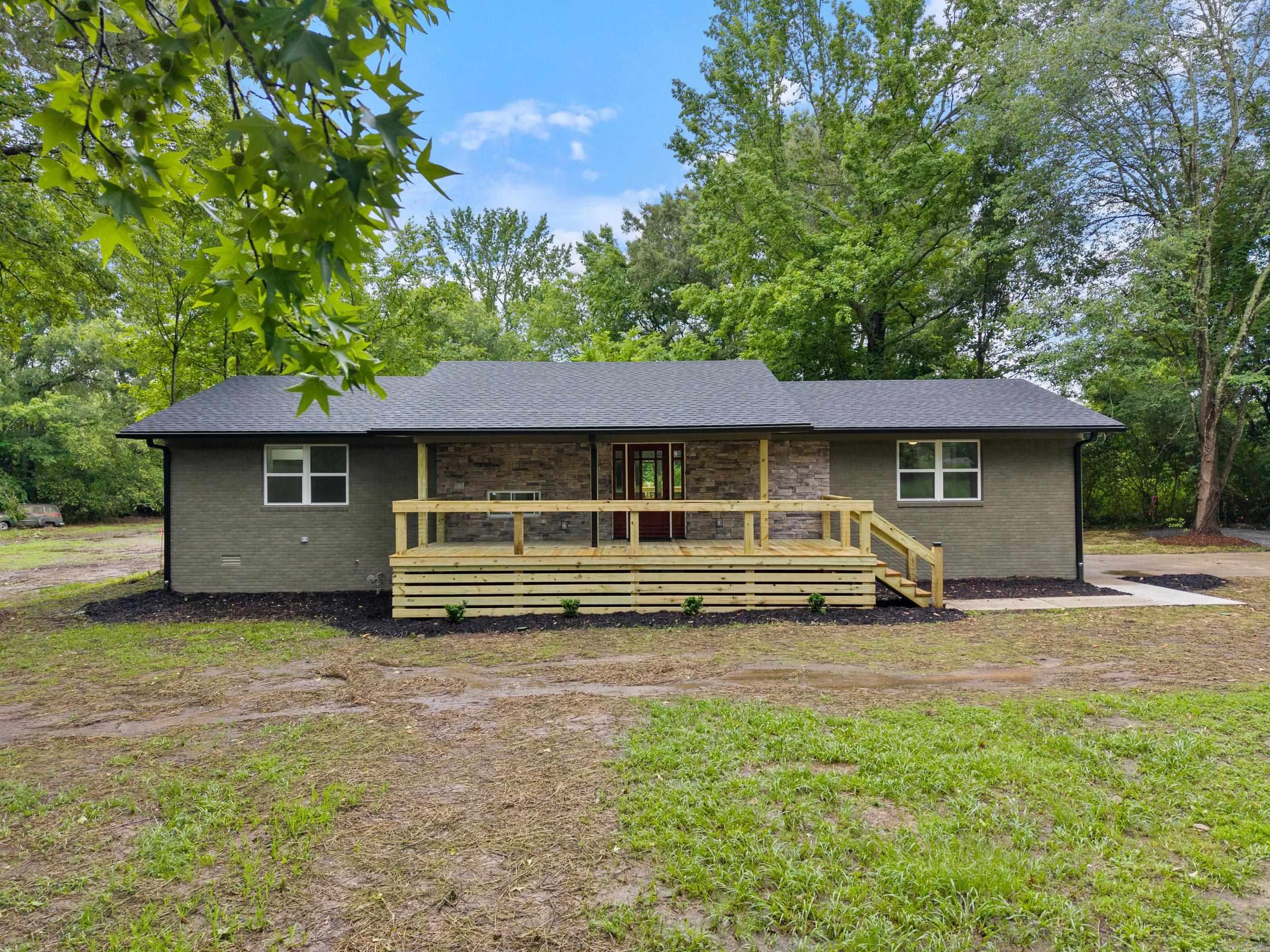 26 W Mobbs Circle Greenbrier, AR 72058