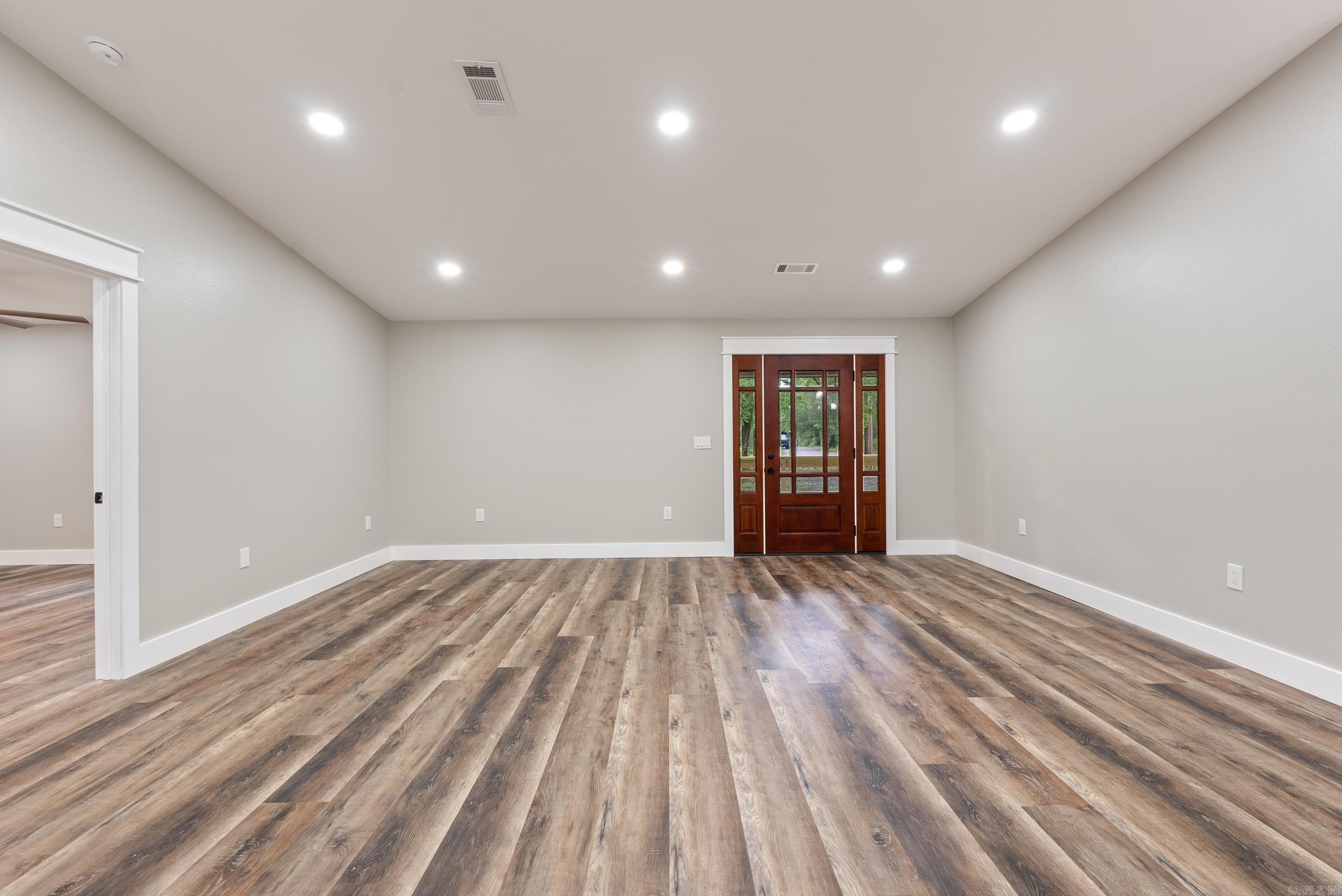 26 W Mobbs Circle Greenbrier, AR 72058